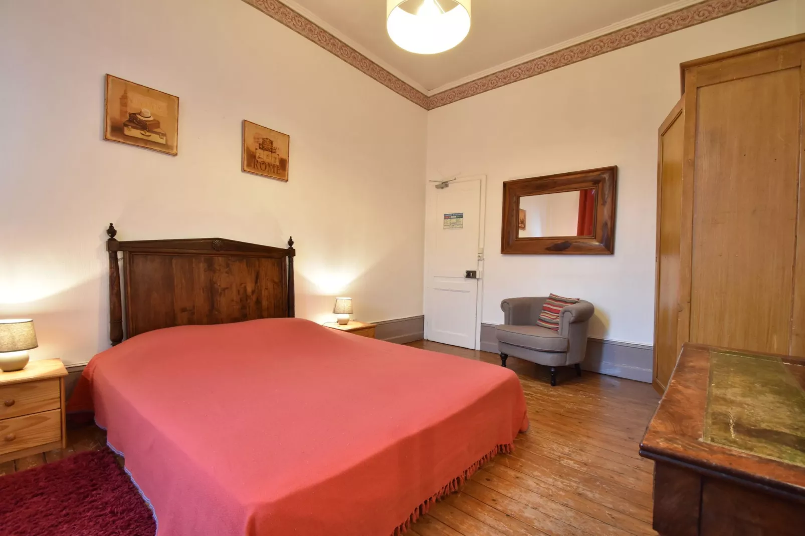 Château 19 personnes-Bedroom