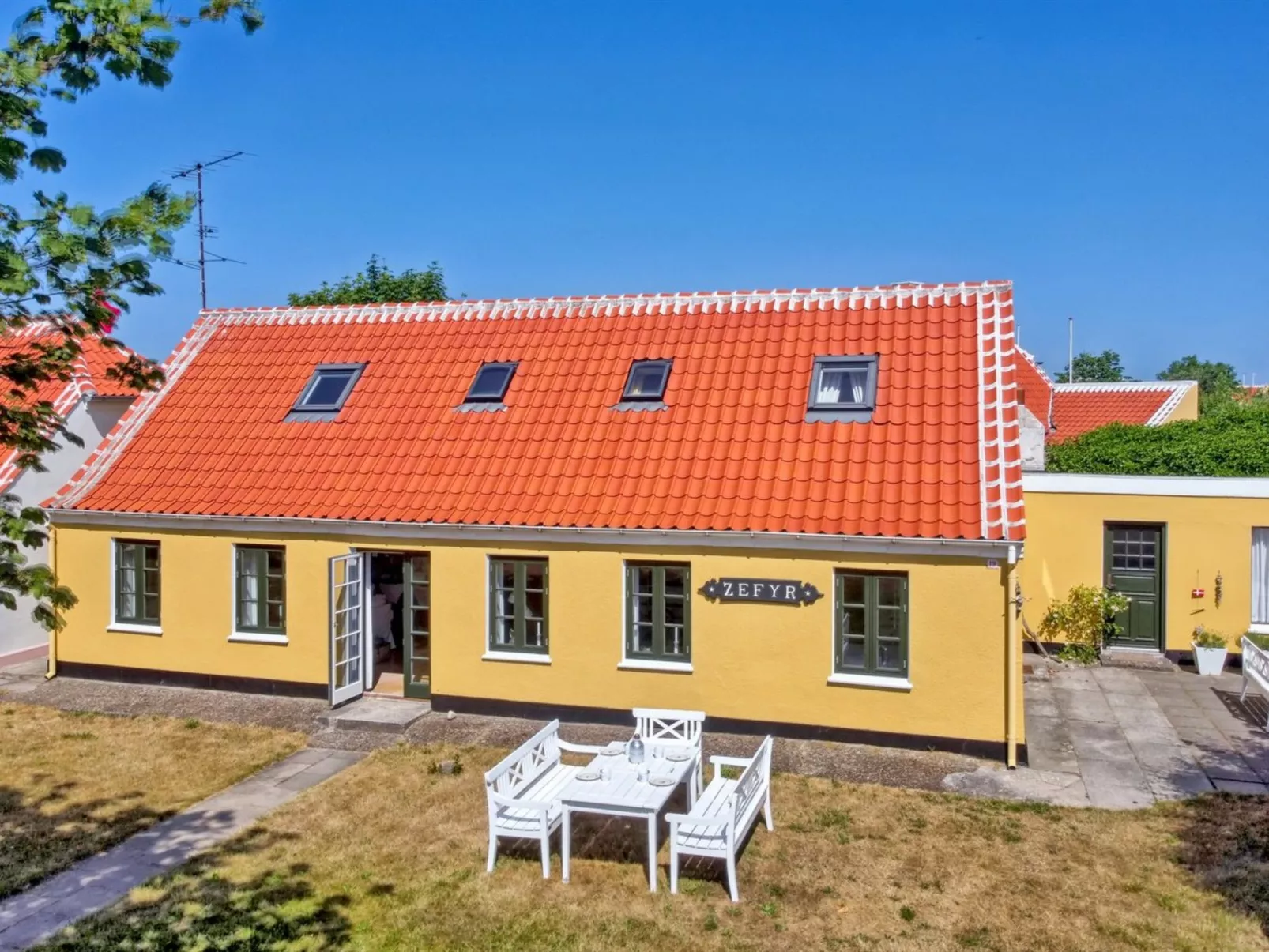 "Svenger" - 350m from the sea-Outside