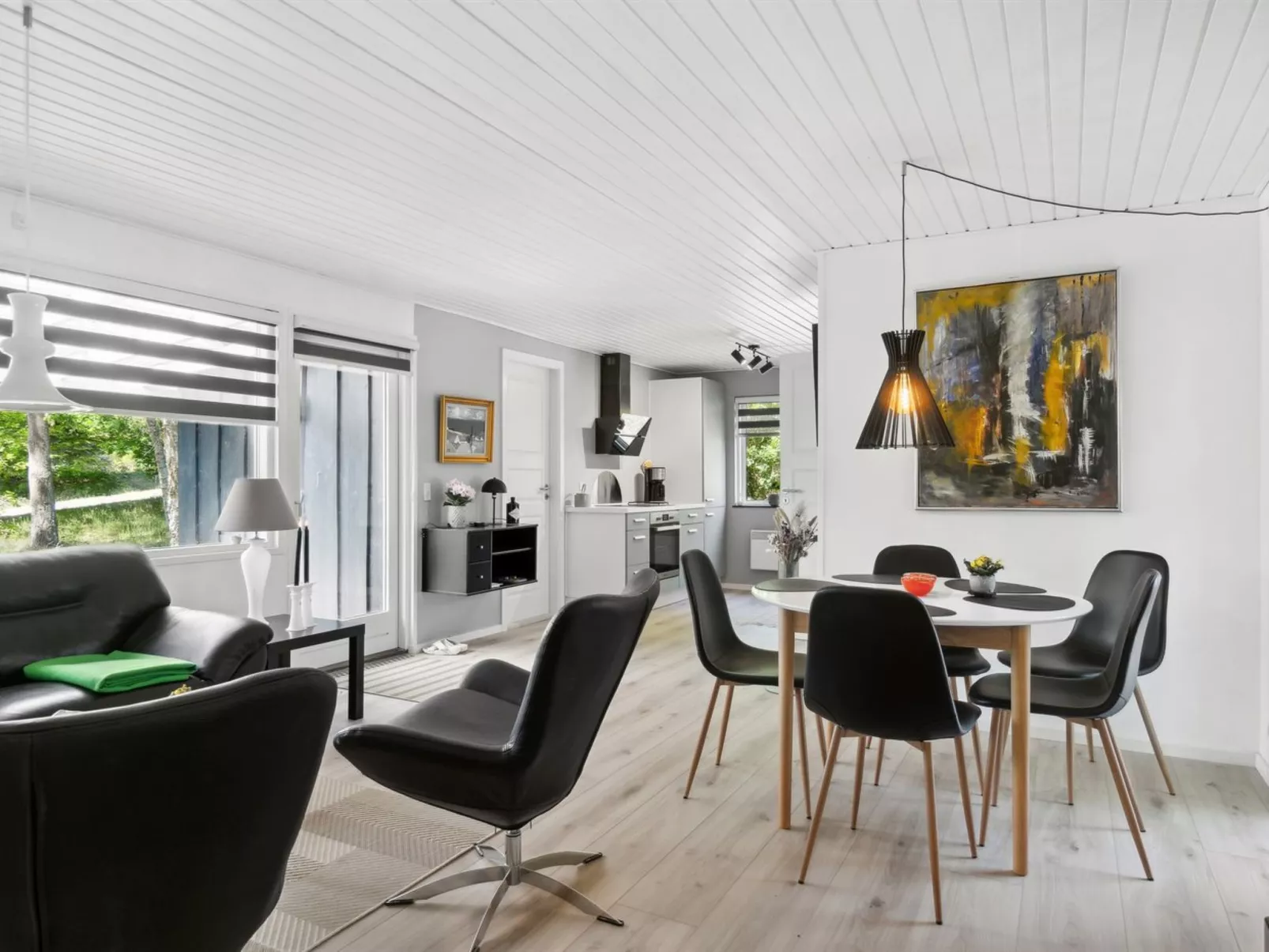 "Esmer" - 8km from the sea-Inside