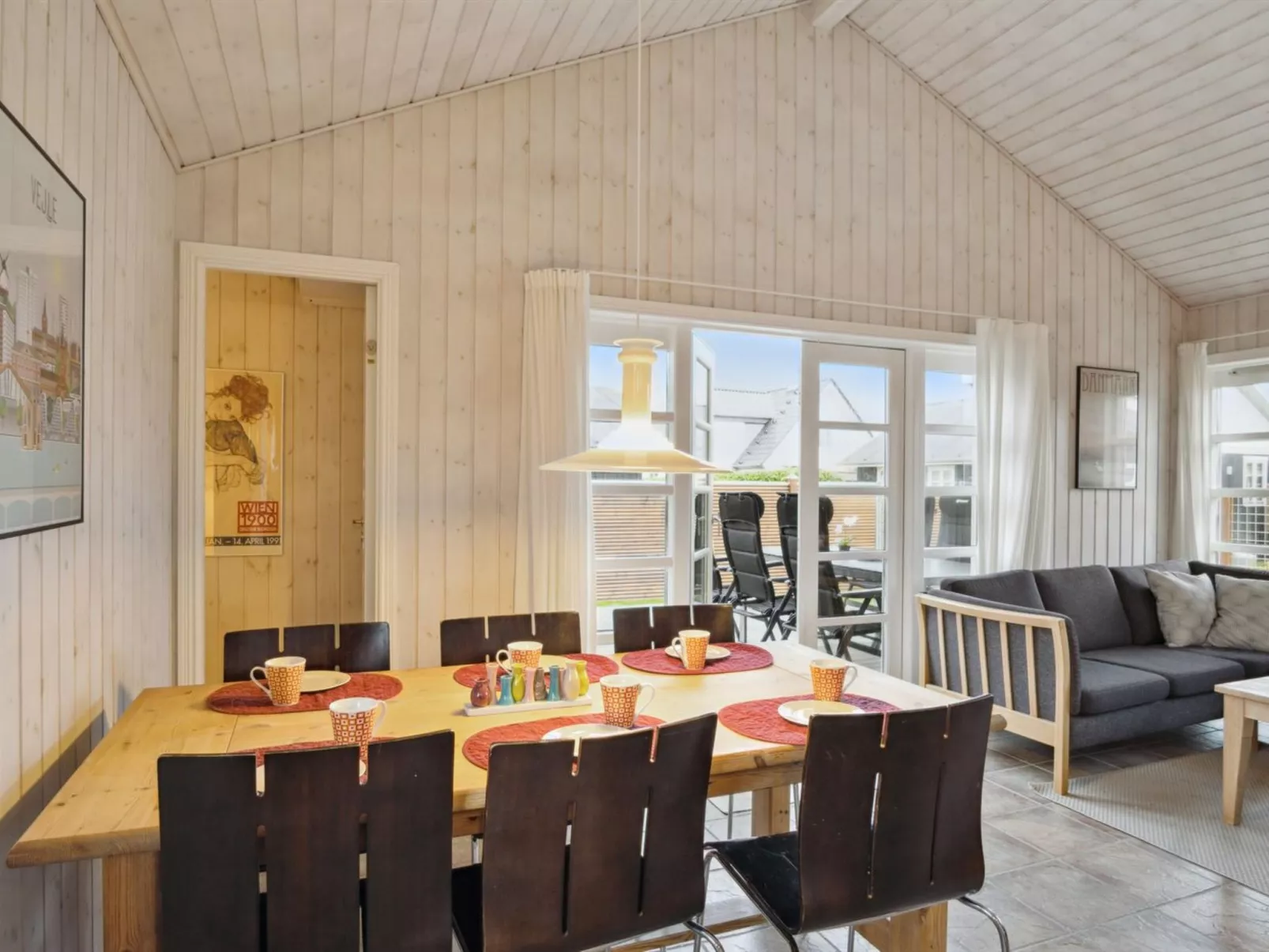 "Madita" - 150m from the sea-Inside