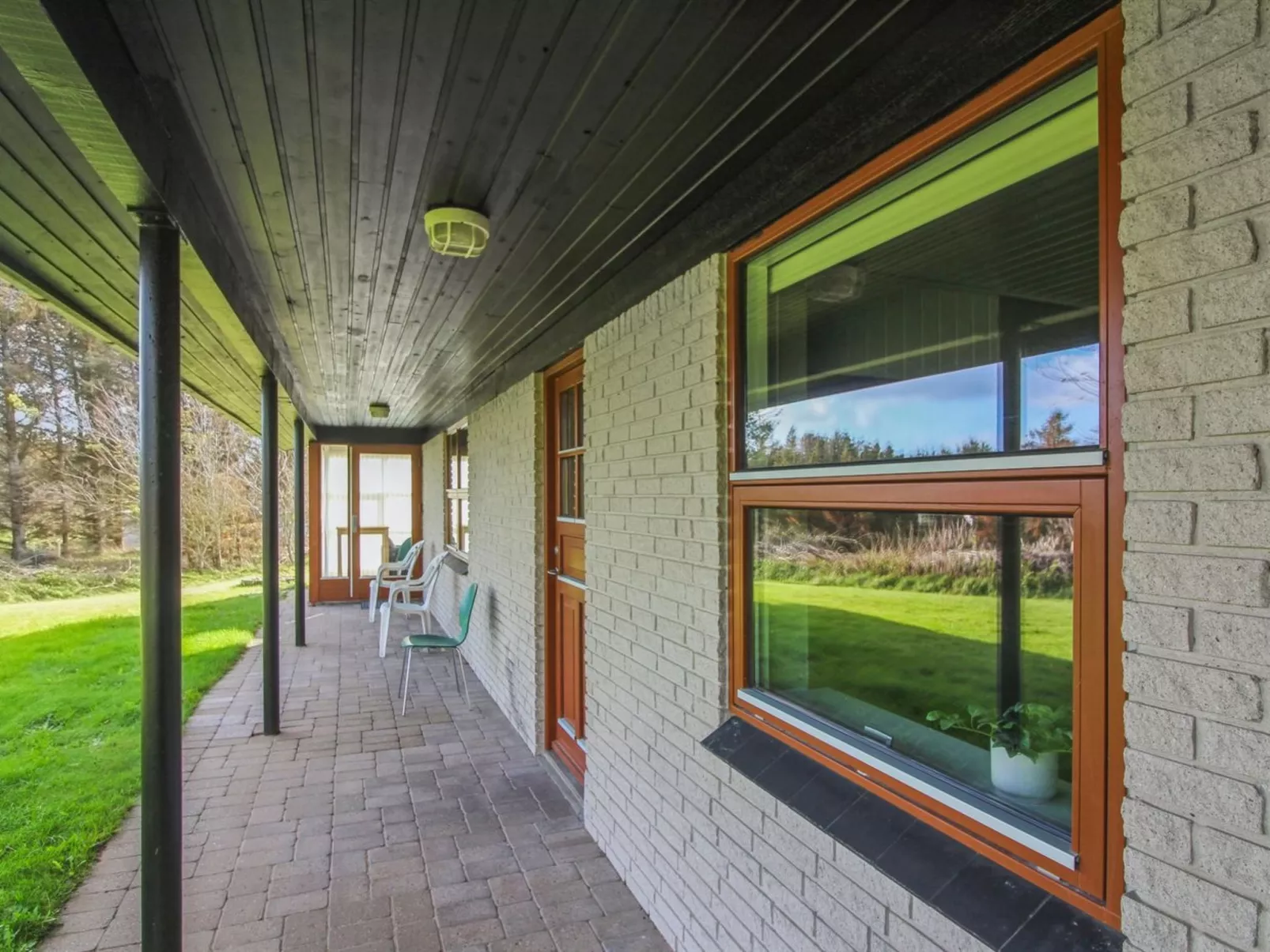 "Skyler" - 400m from the sea-Outside