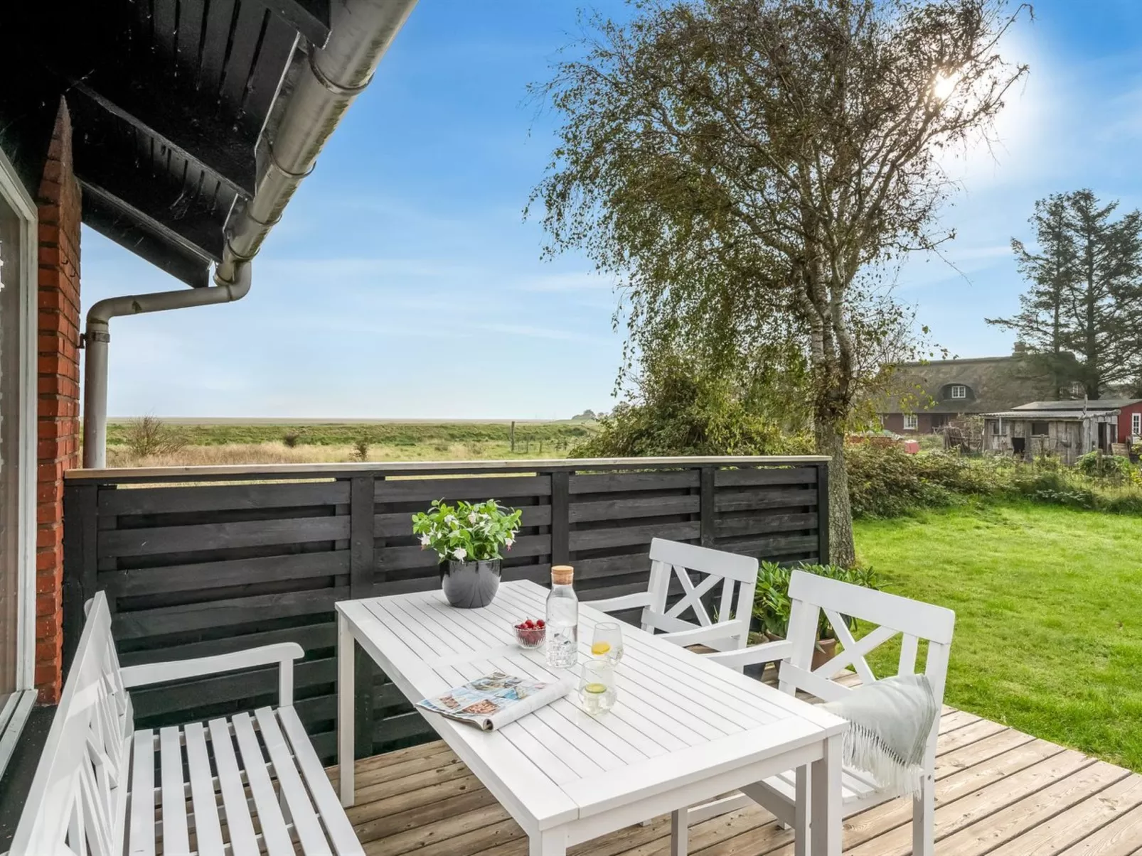 "Emmik" - 600m from the sea-Outside
