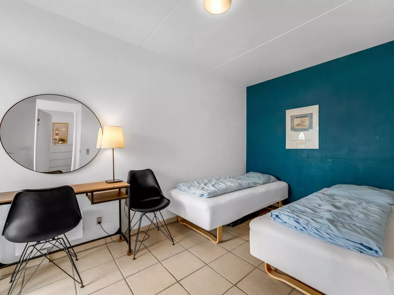 "Ellyn" - 250m from the sea-Inside