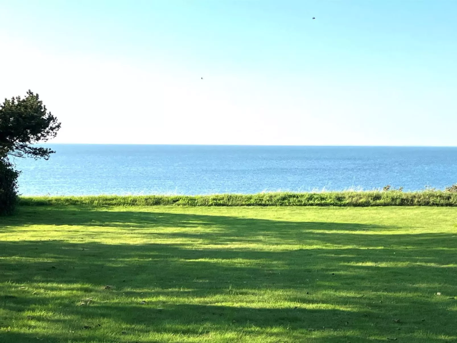 "Eyer" - 20m from the sea-Drinnen