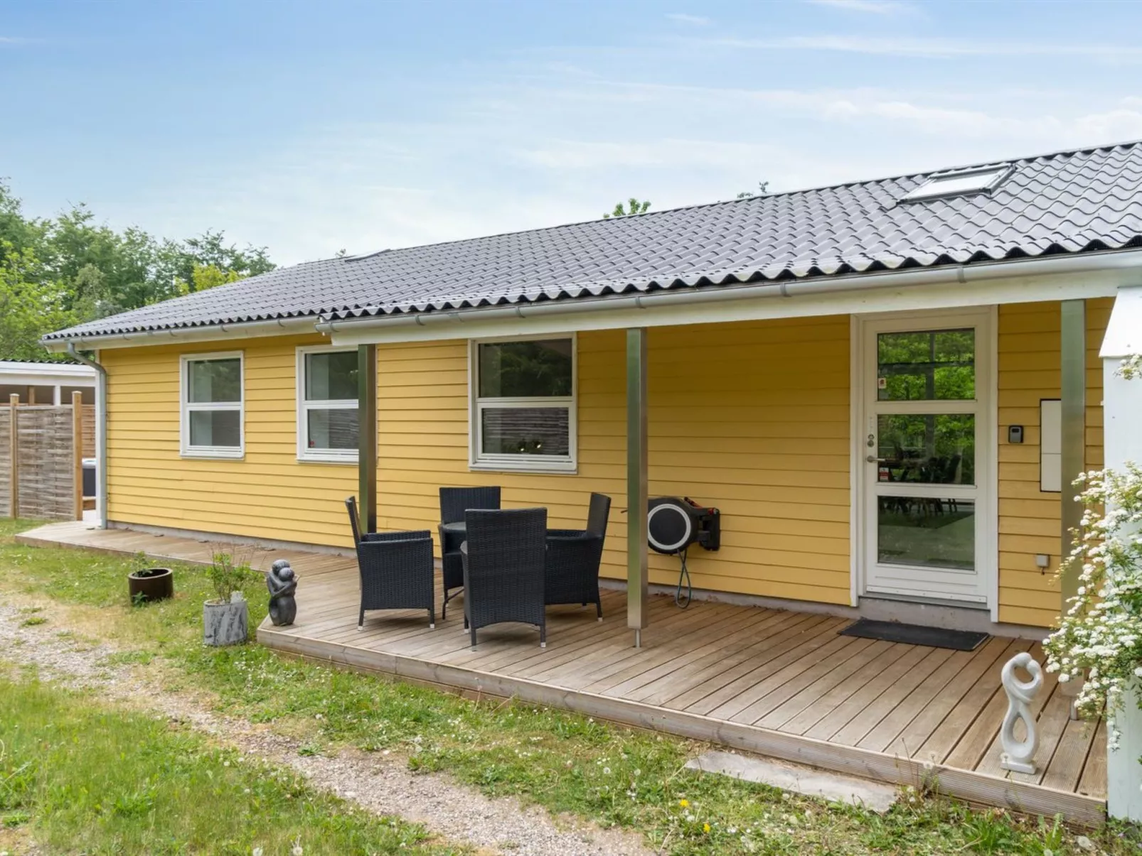 "Barth" - 950m from the sea-Outside