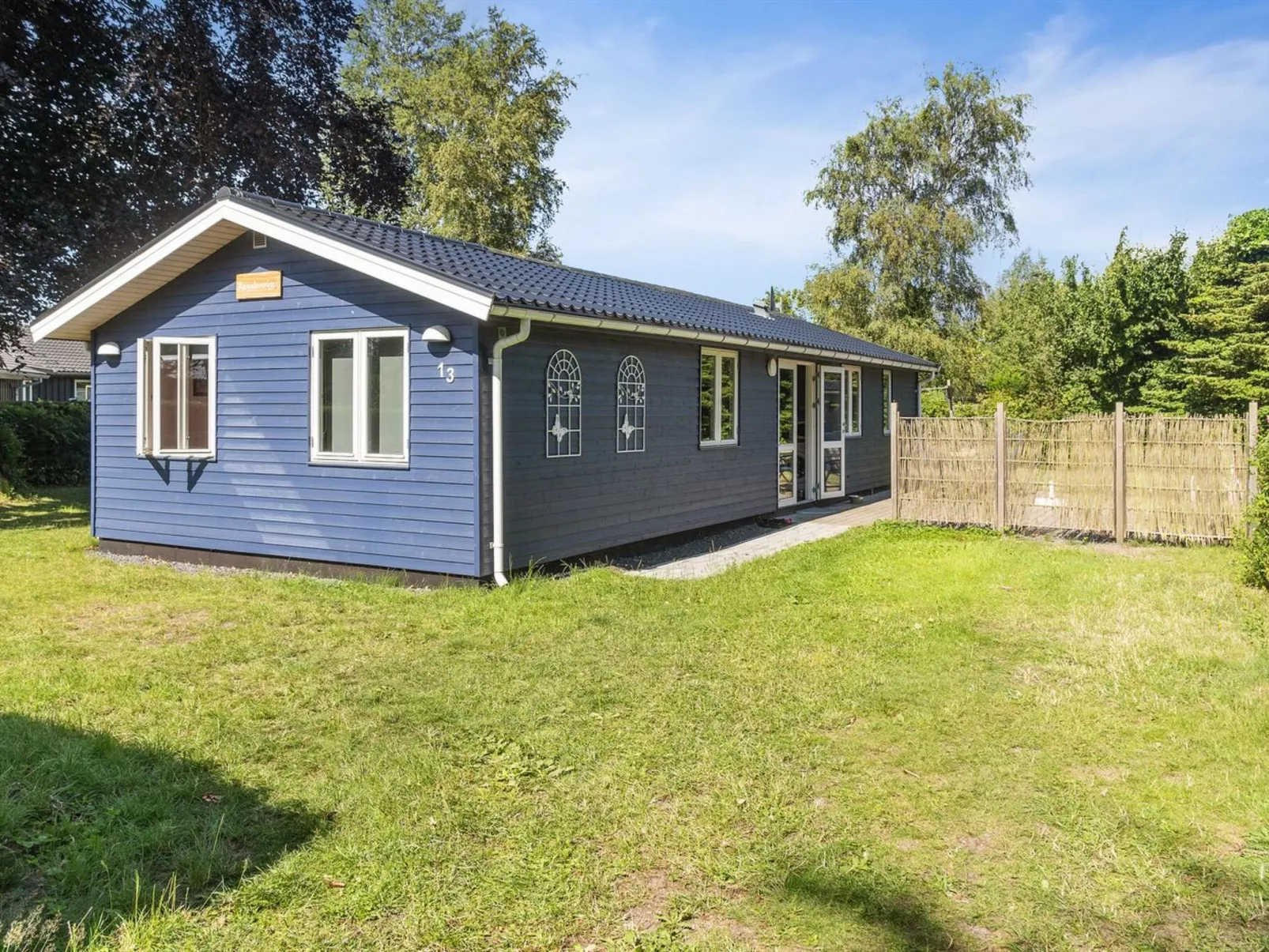 "Winona" - 300m from the sea-Outside