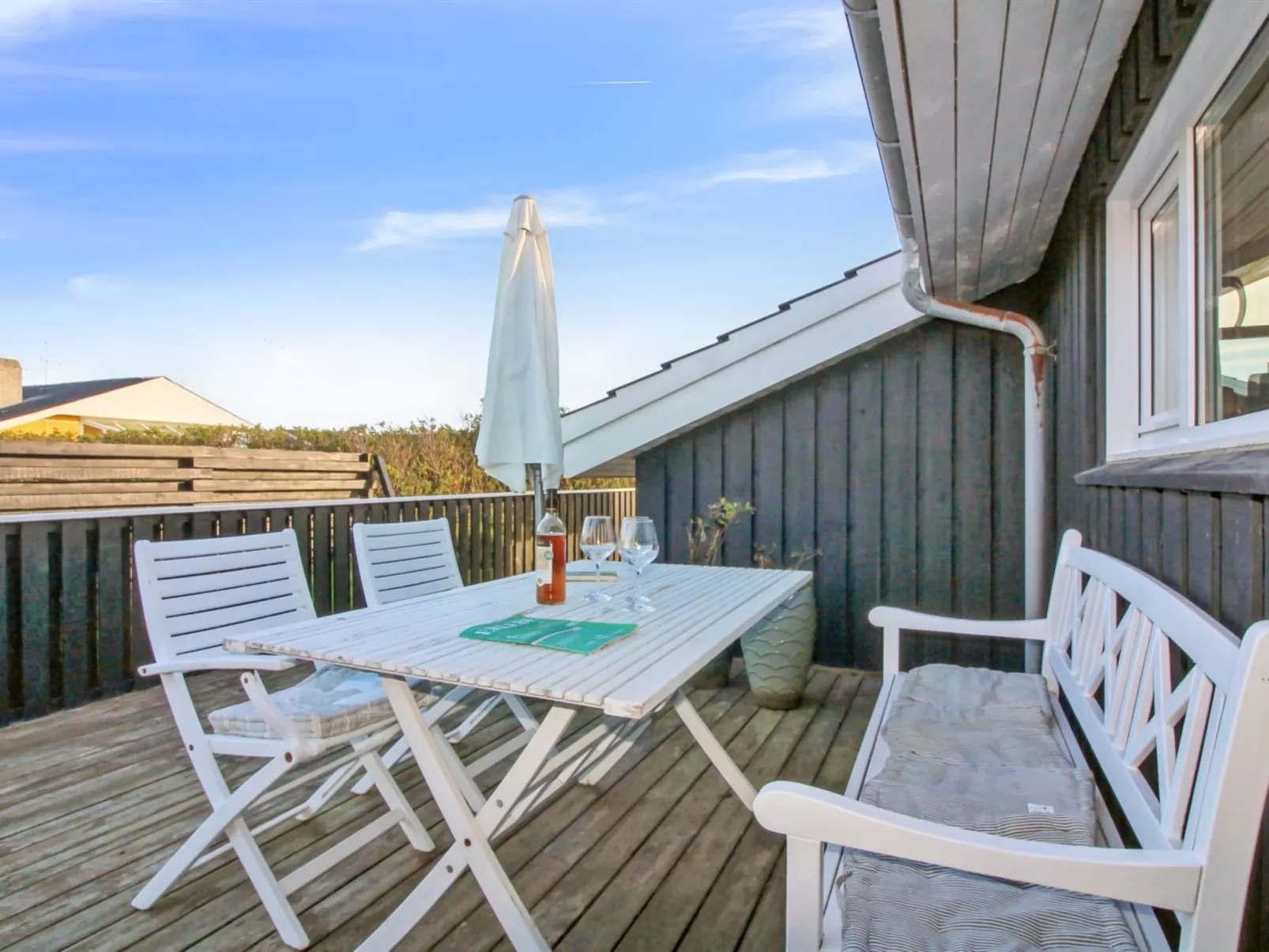 "Freda" - 400m from the sea-Outside