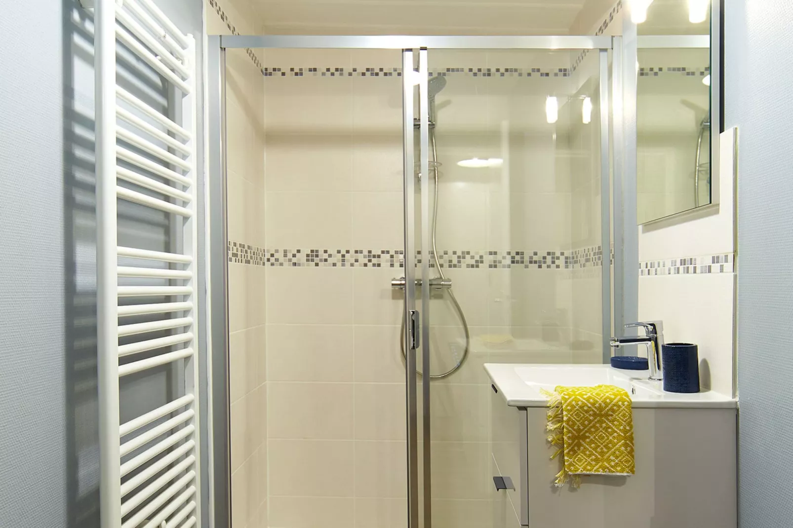 Grand Gîte-Bathroom