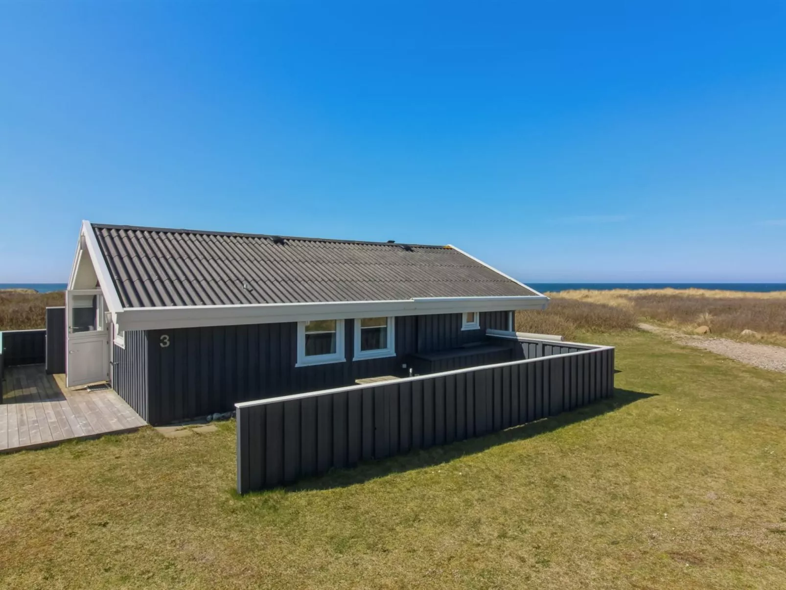 "Minka" - 58m from the sea-Outside