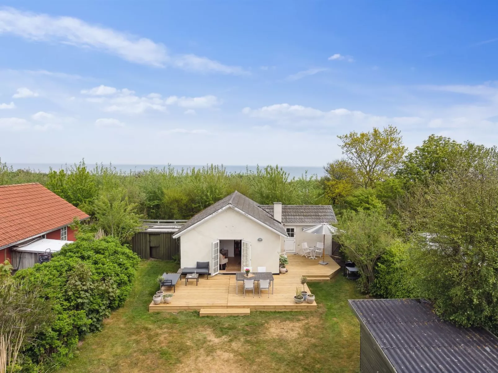 "Quanna" - 50m from the sea-Draußen