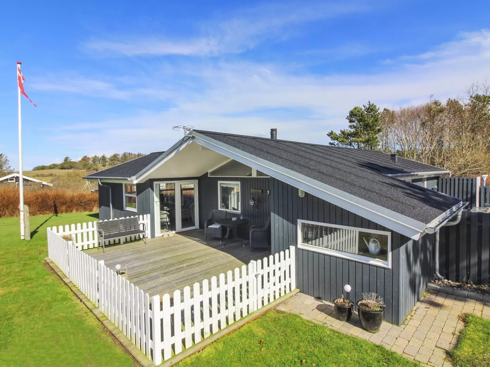 "Fridhild" - 875m from the sea-Outside