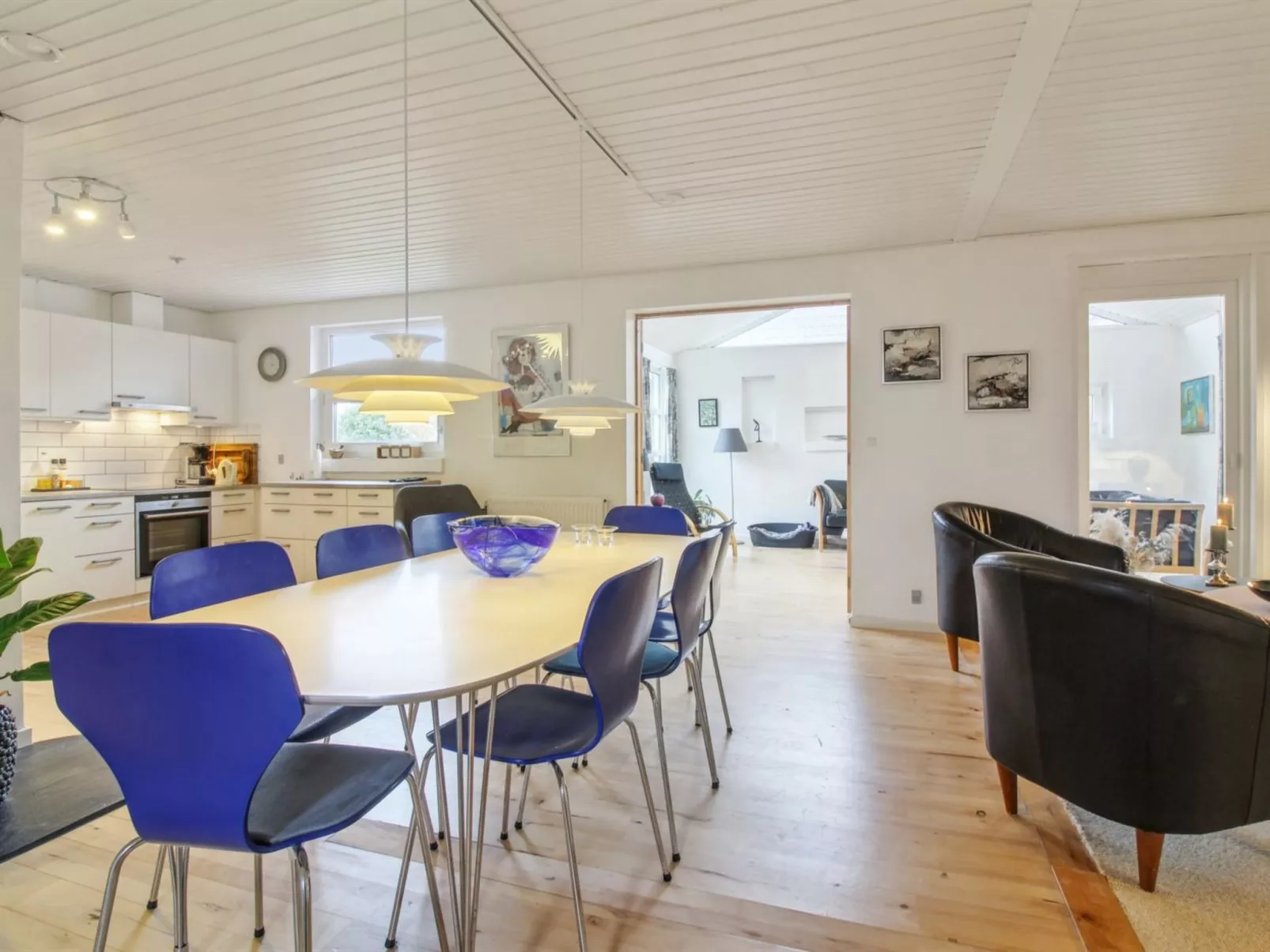 "Erle" - 1.5km from the sea-Inside