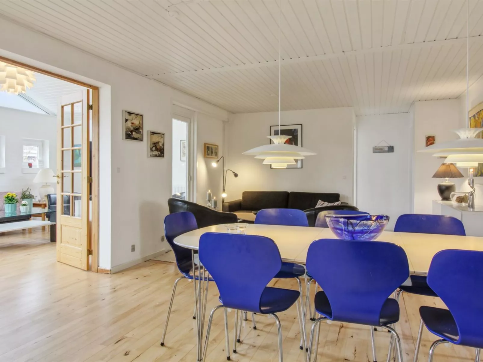"Erle" - 1.5km from the sea-Inside