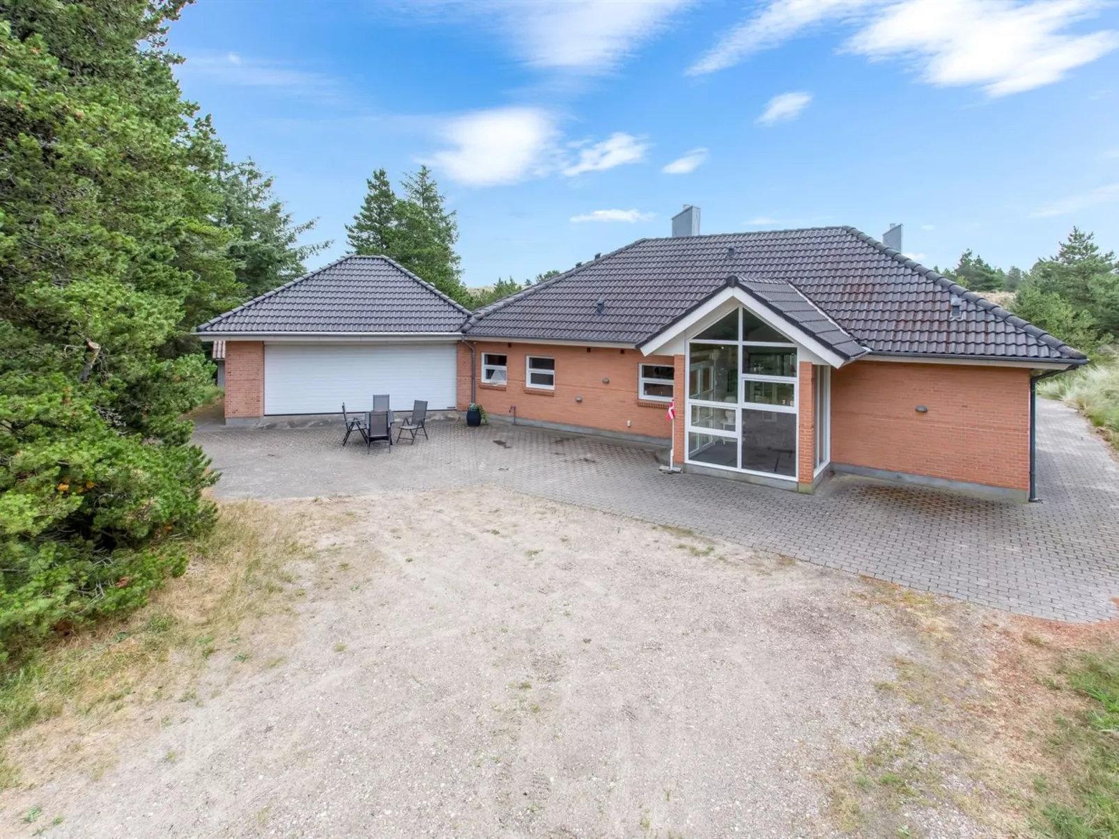 "Sjamme" - 1.2km from the sea-Outside