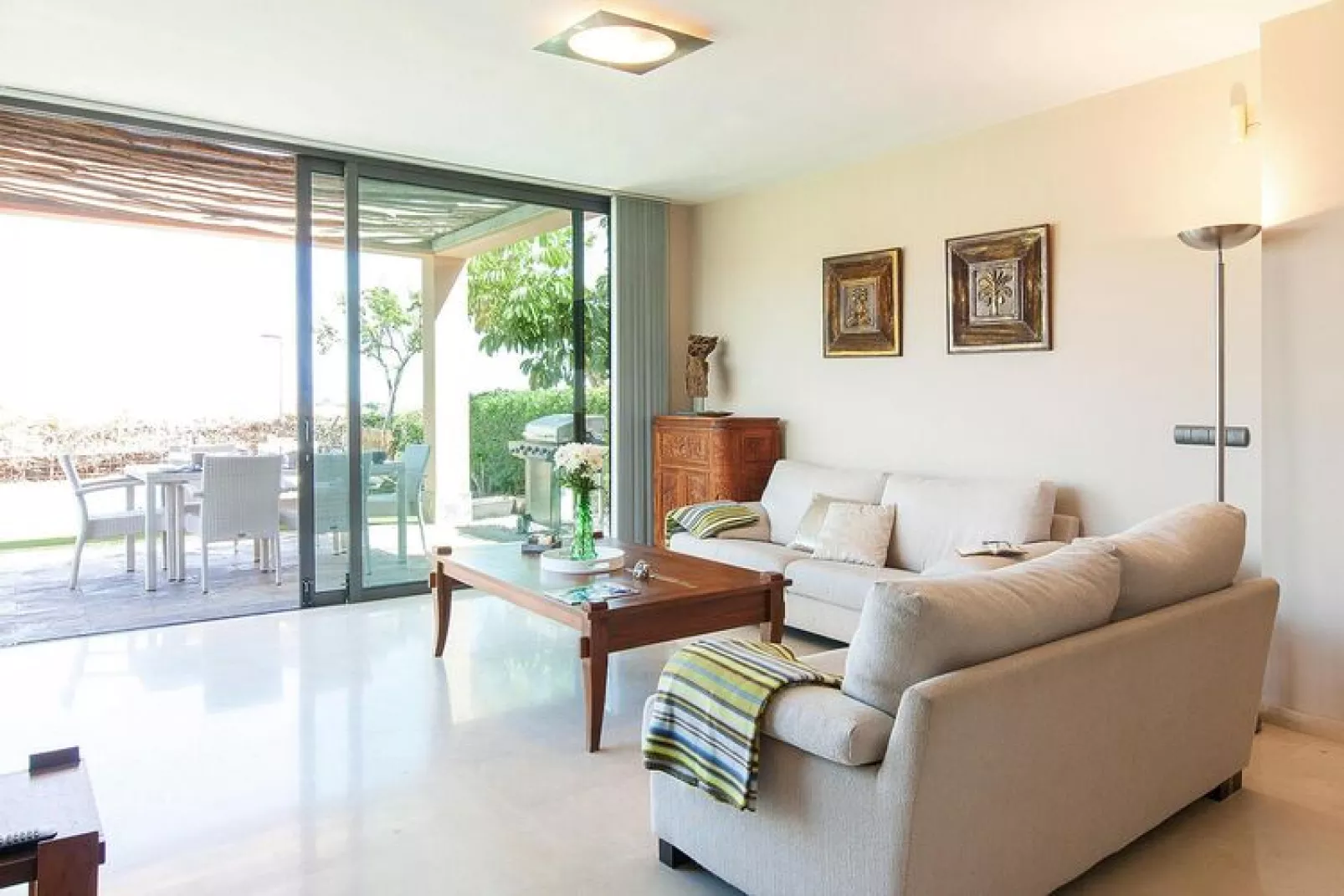 Los Lagos 5-Living room