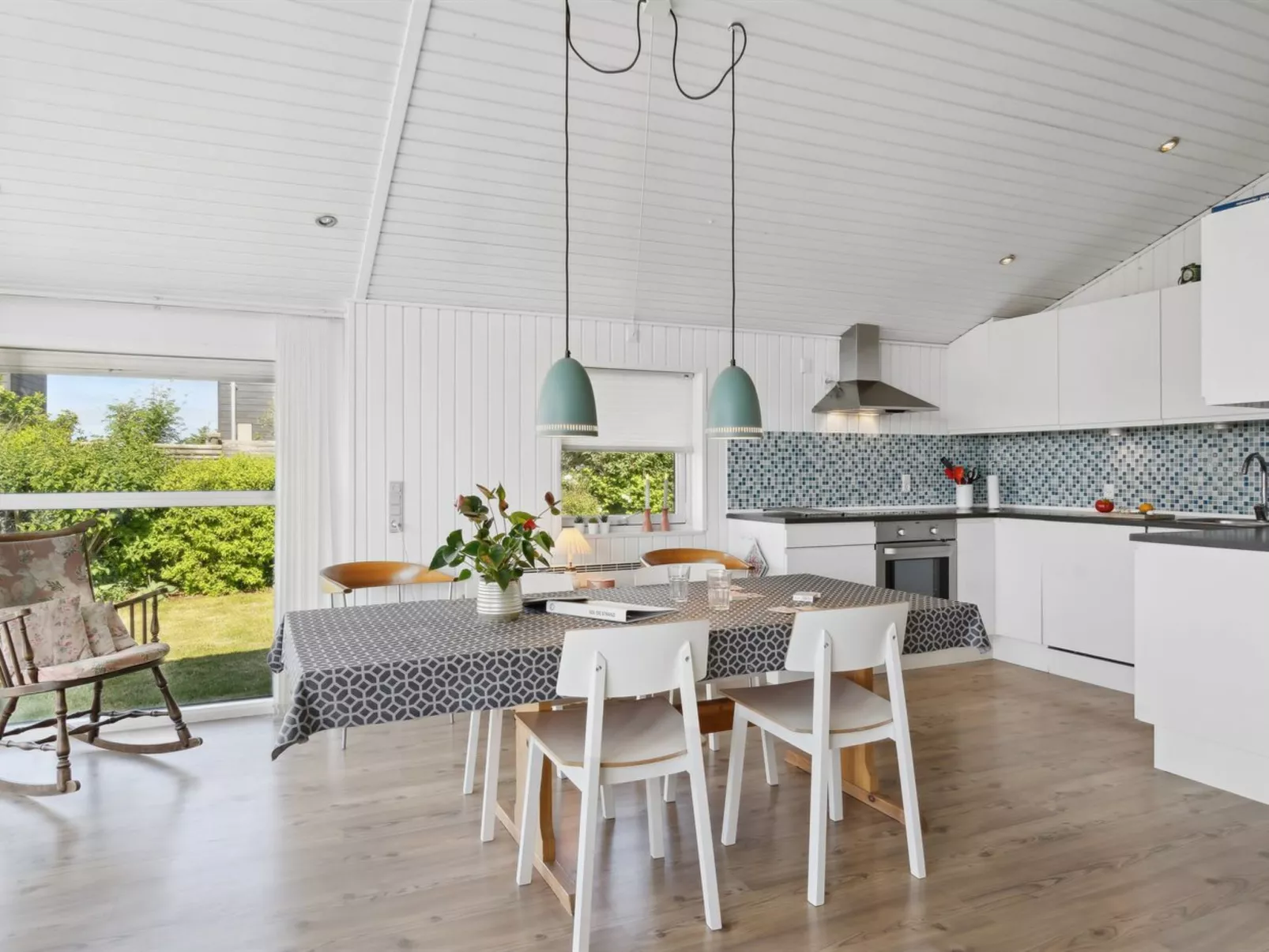 "Wrange" - 150m from the sea-Drinnen