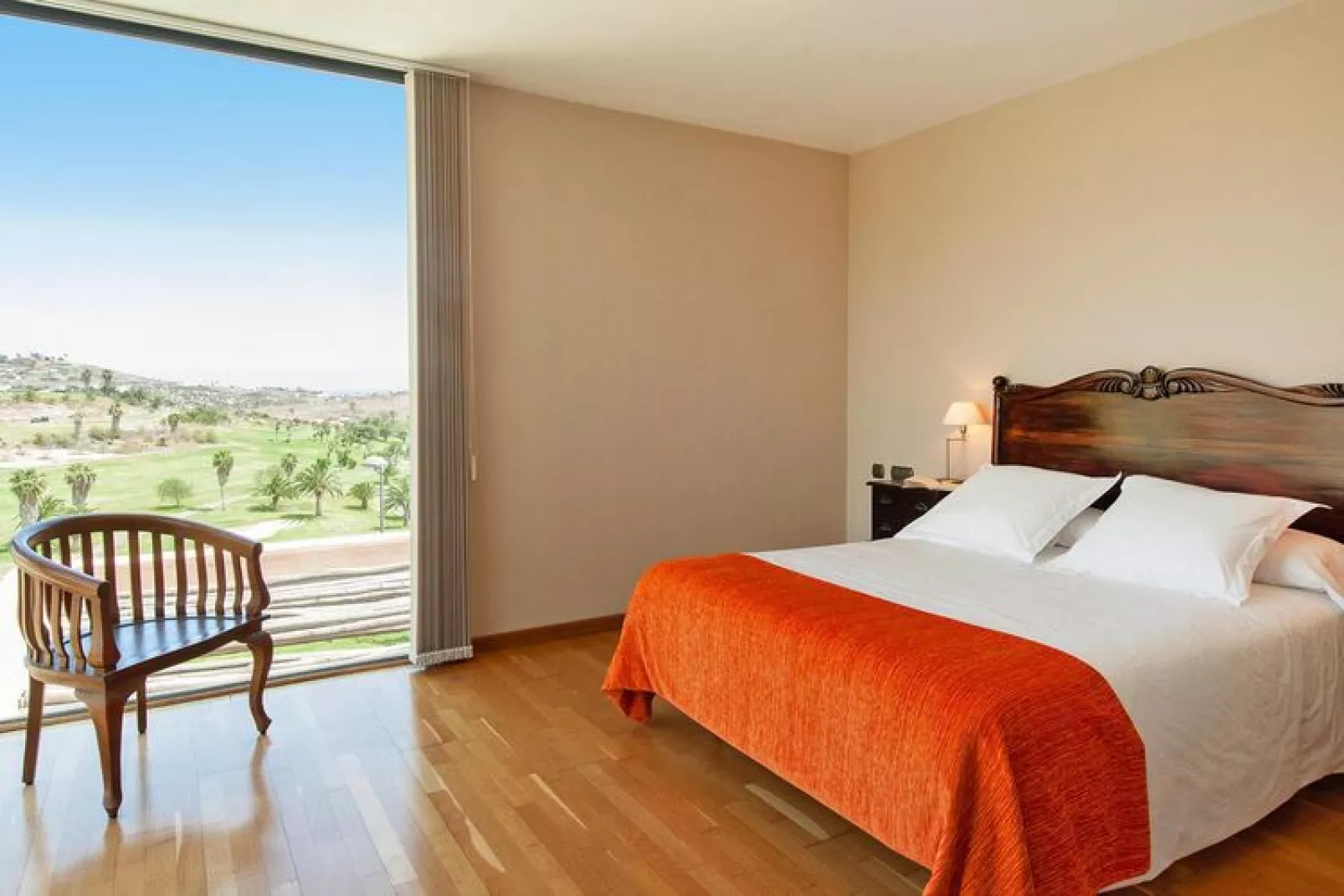 Los Lagos 5-Bedroom