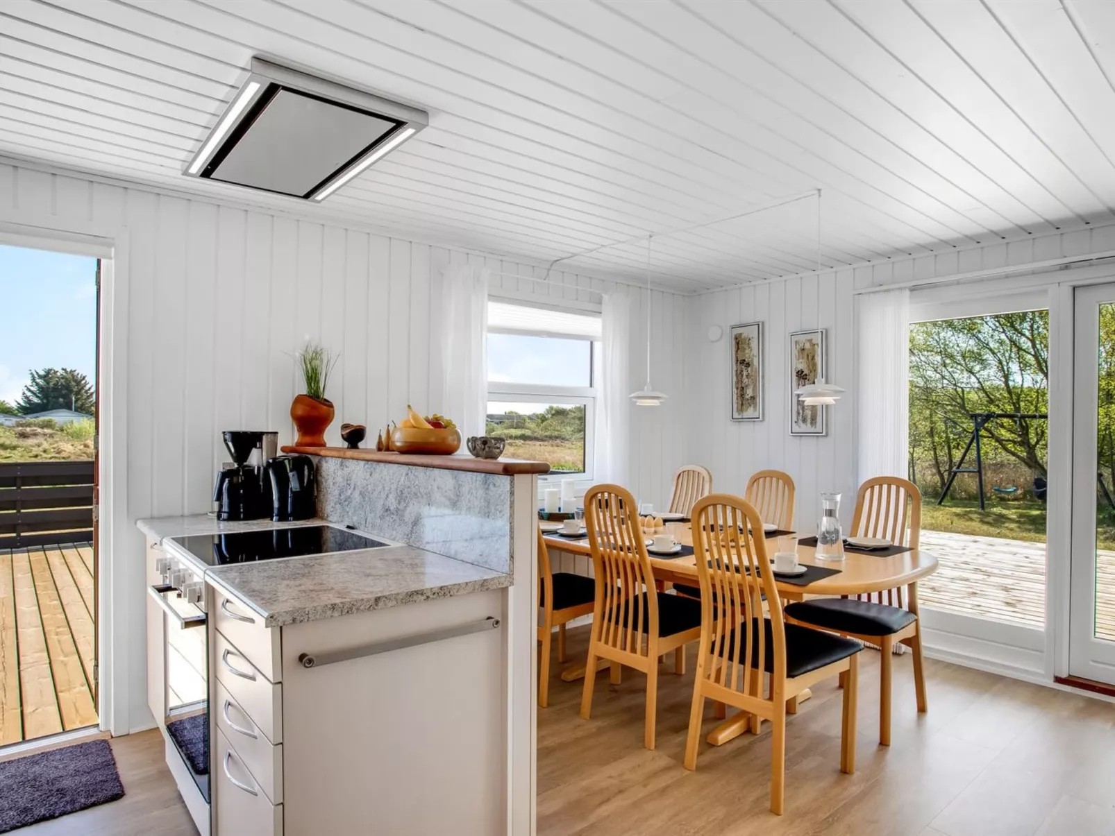 "Bentine" - 400m from the sea-Dedans