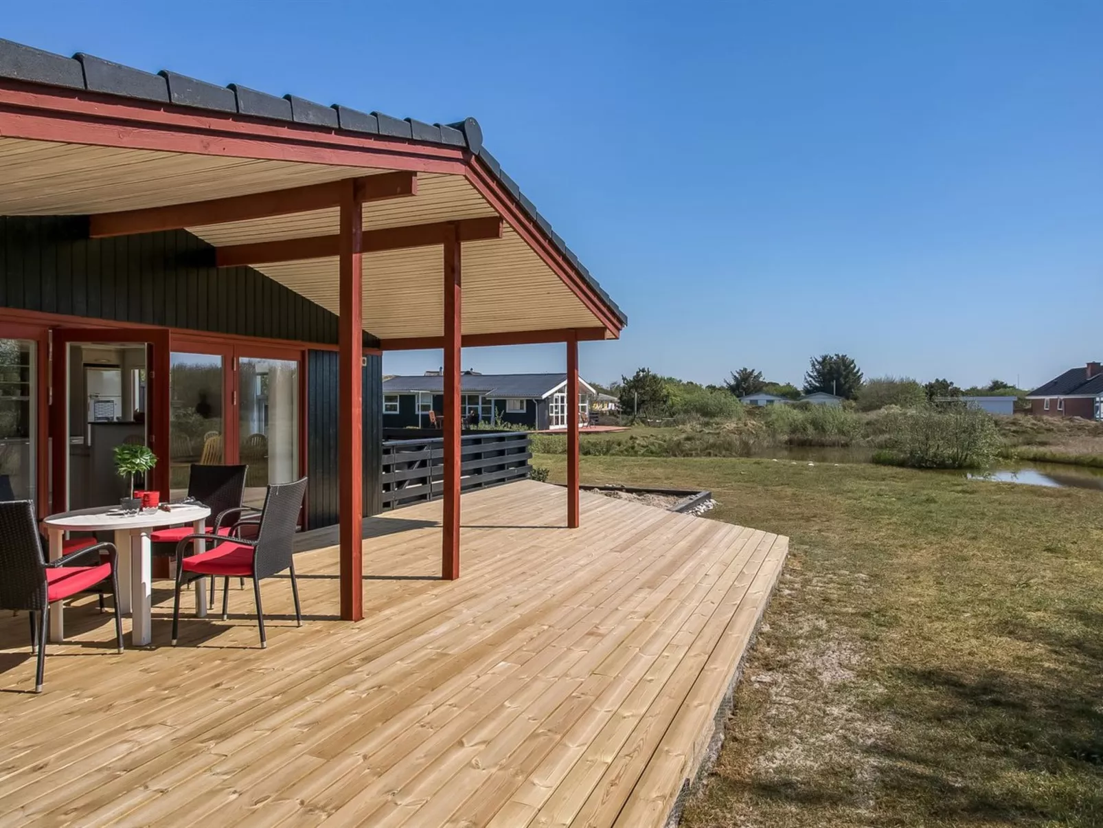 "Bentine" - 400m from the sea-Dedans