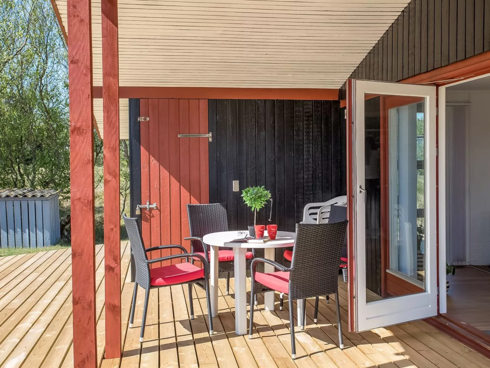 "Bentine" - 400m from the sea-Dedans