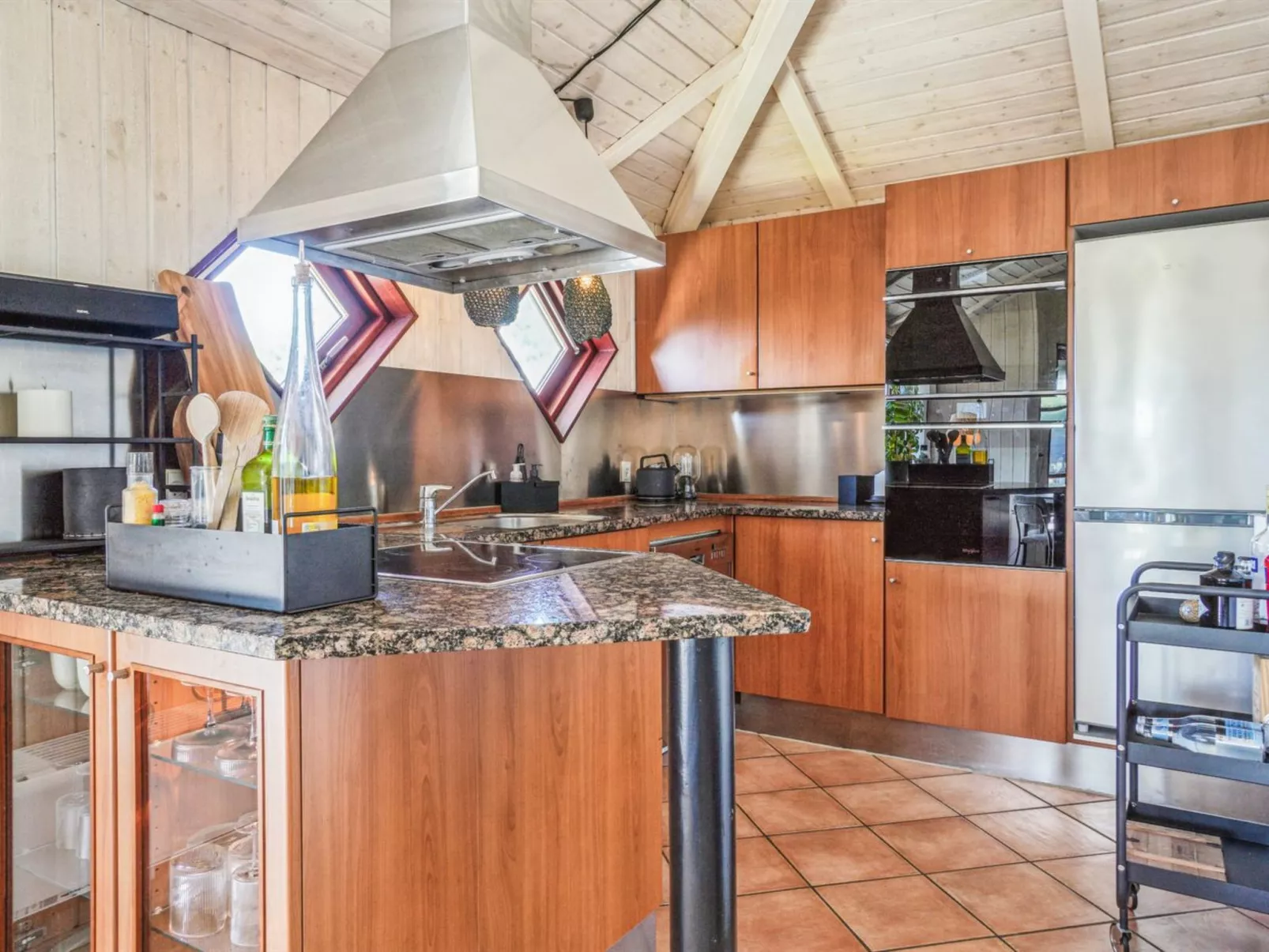 "Fridgerd" - 250m from the sea-Inside