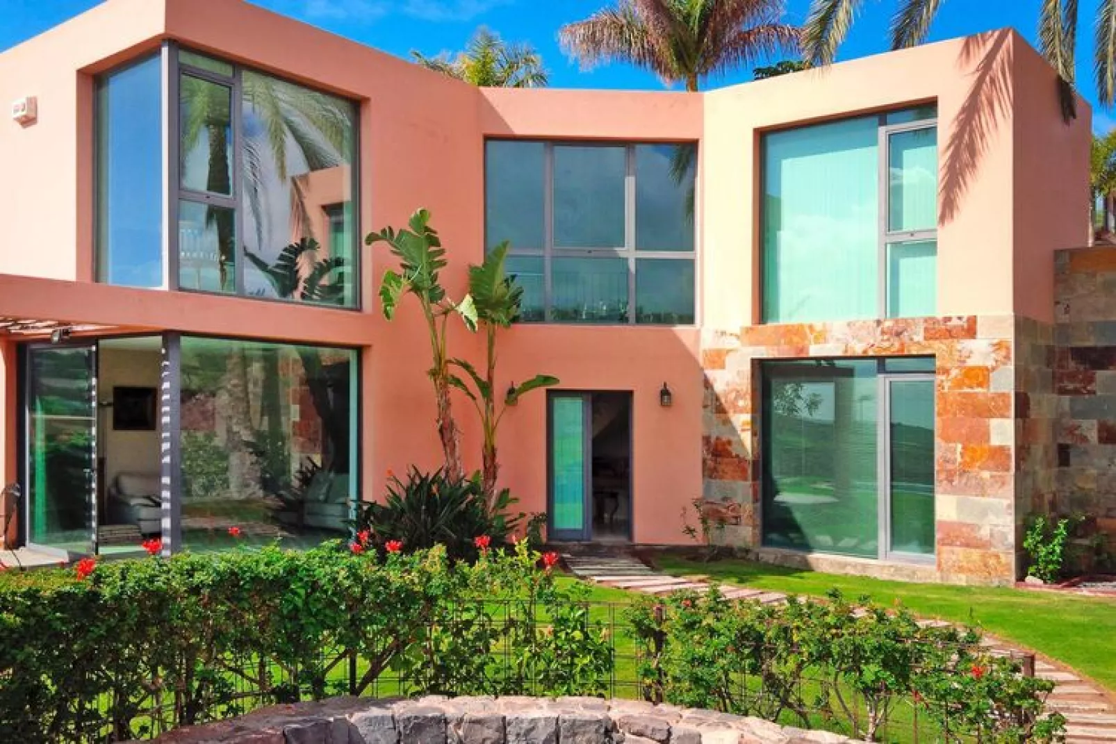 Los Lagos 5-Exterior summer