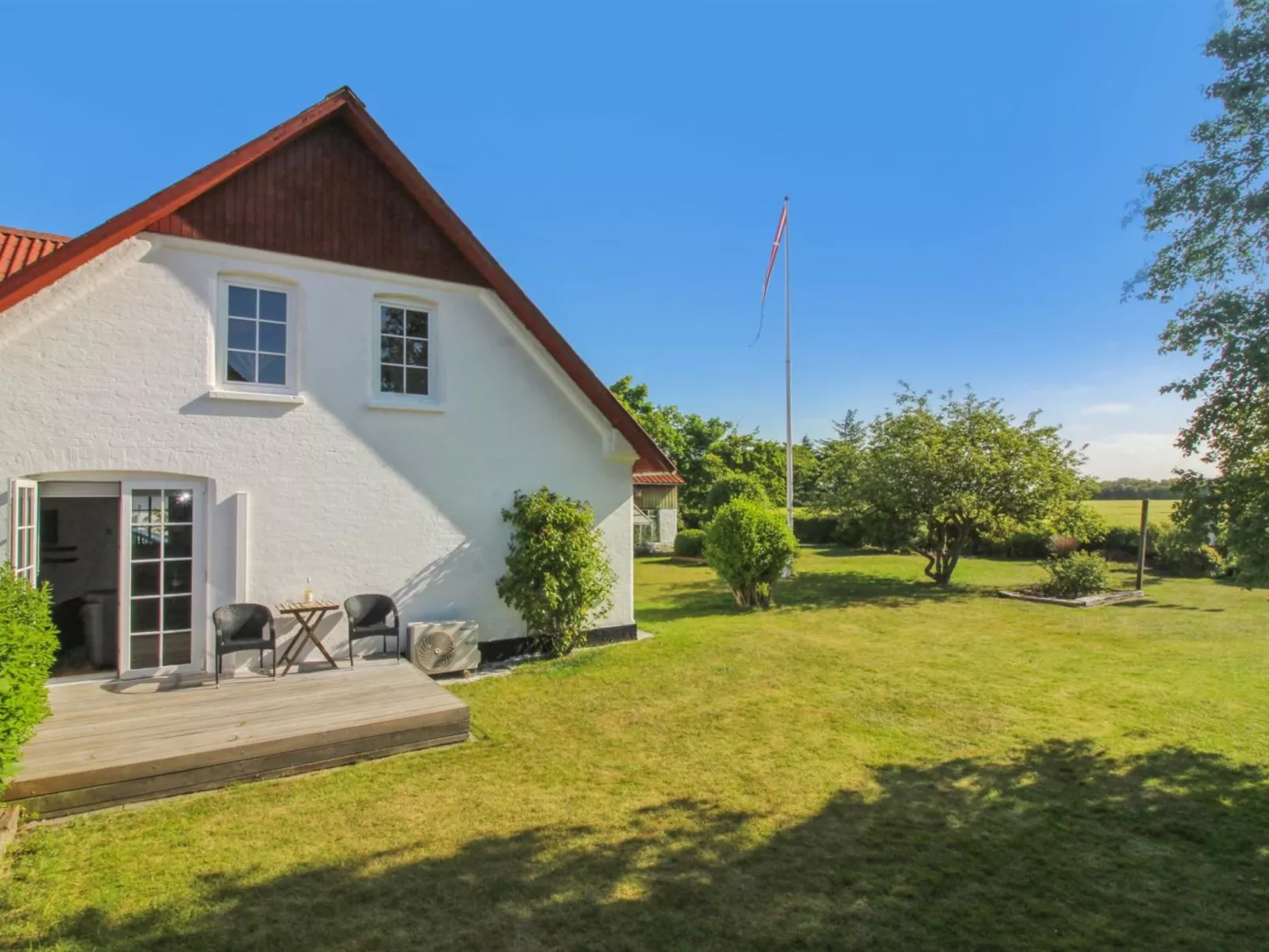 "Fraþulf" - 6km from the sea-Dehors
