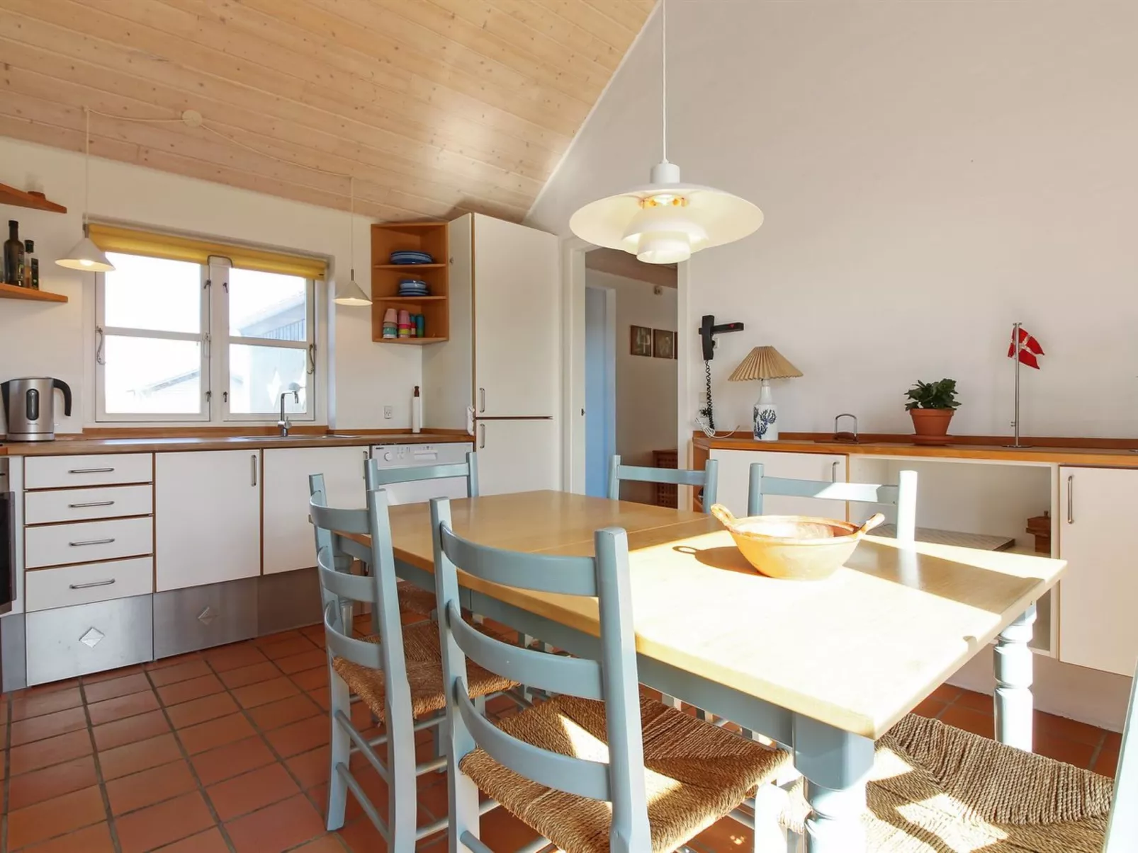 "Nille" - 100m from the sea-Inside