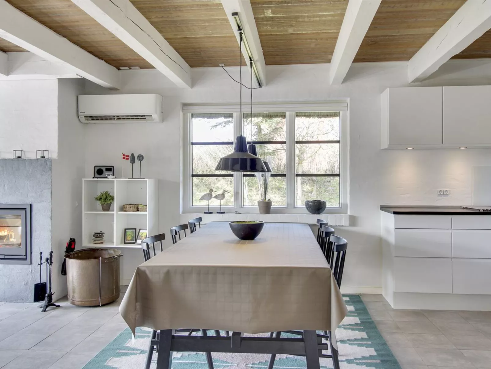 "Grita" - 500m from the sea-Drinnen
