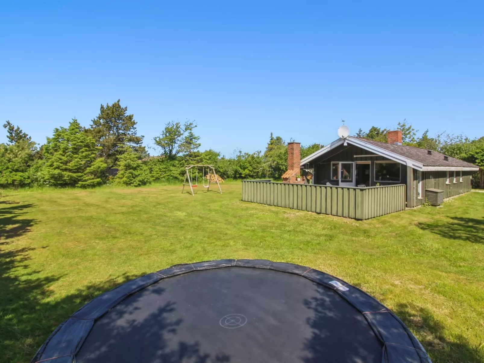 "Weland" - 800m from the sea-Outside