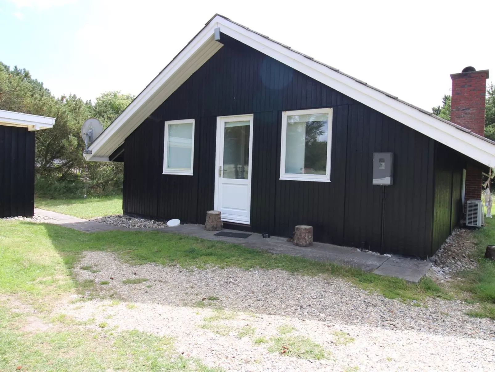 "Egbert" - 900m from the sea-Outside