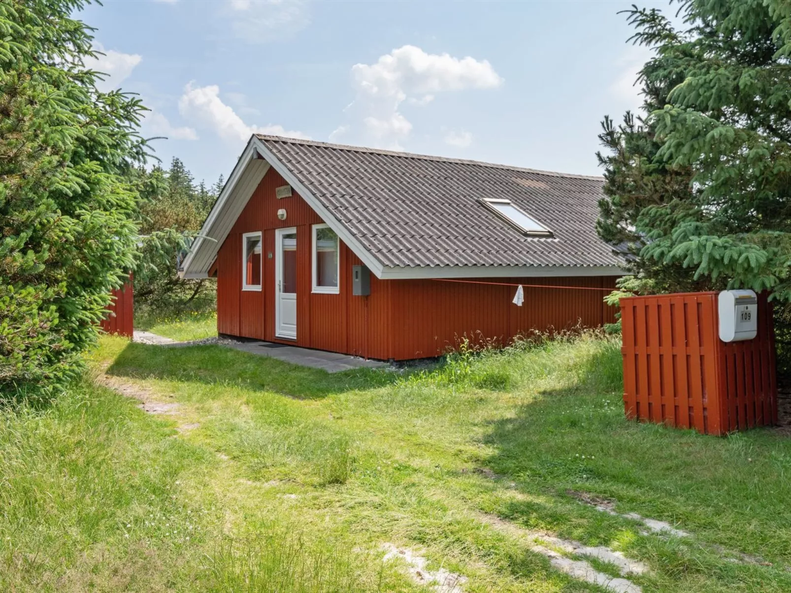 "Egbert" - 900m from the sea-Outside