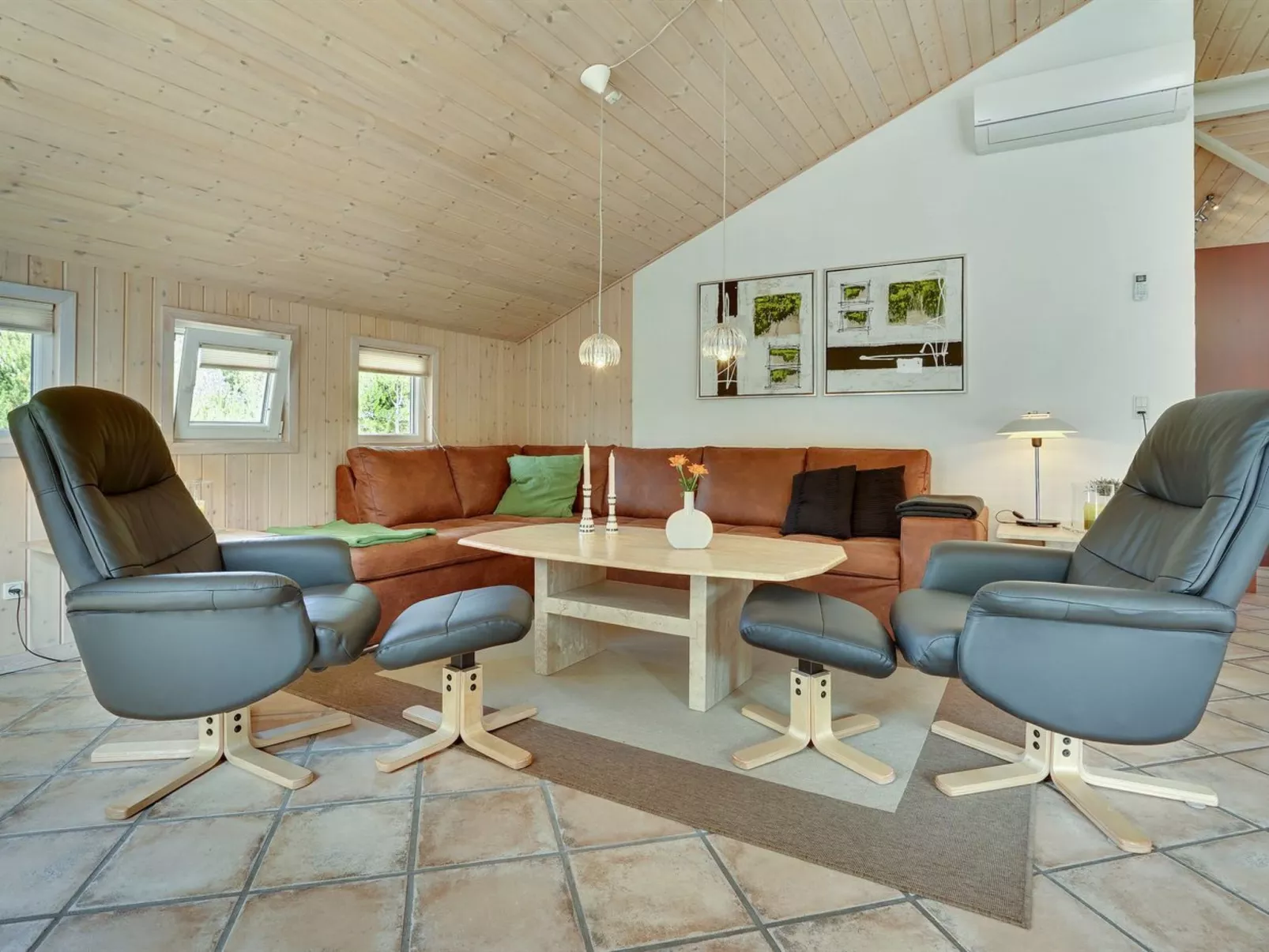 "Tule" - 1.2km from the sea-Inside