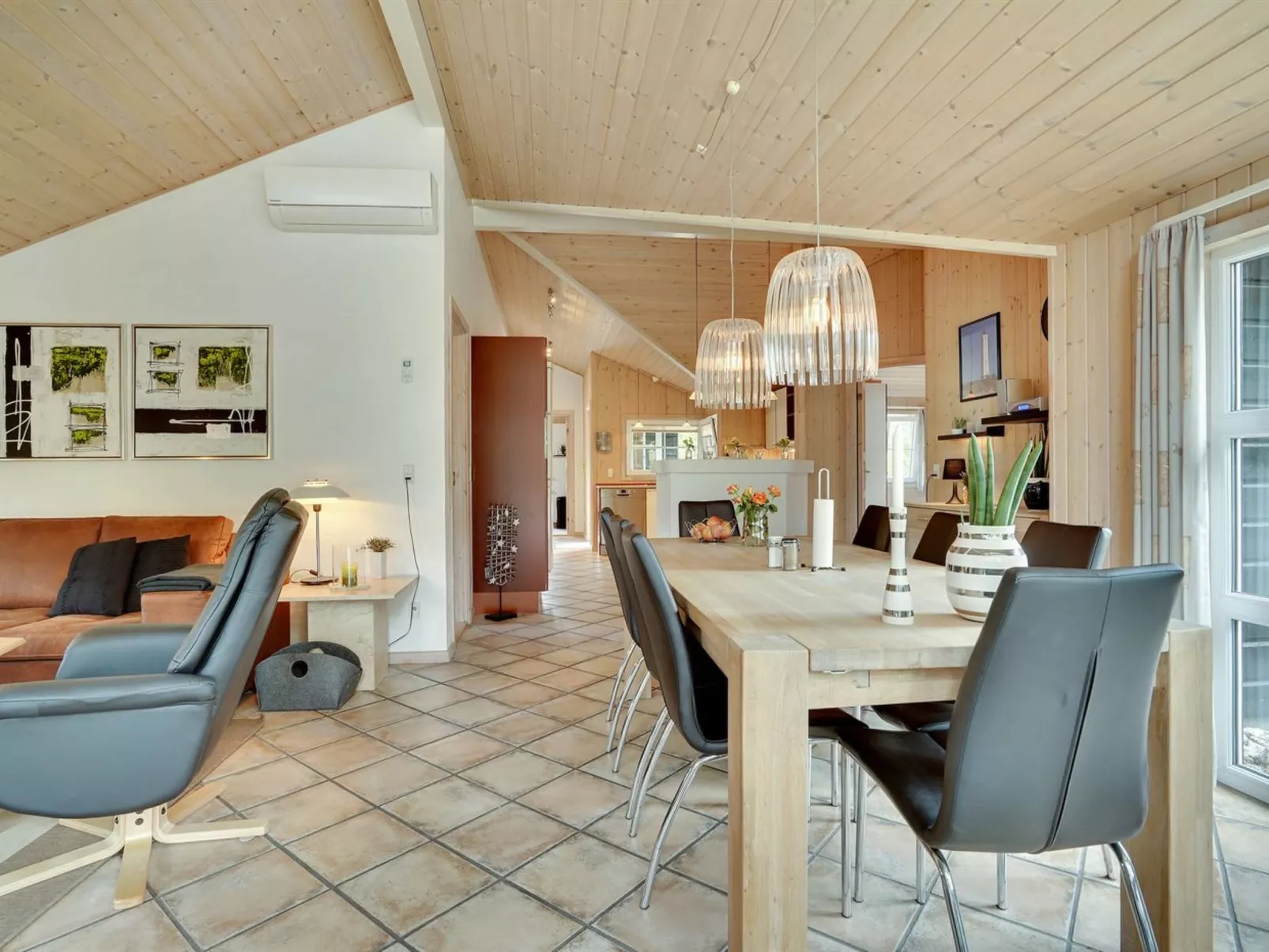 "Tule" - 1.2km from the sea-Inside