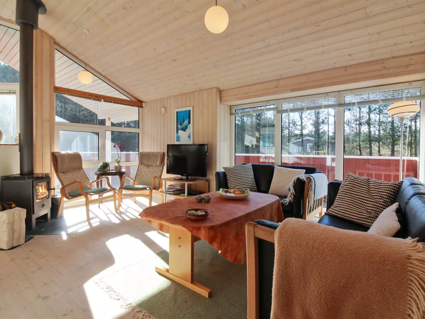 "Nahele" - 500m from the sea-Inside