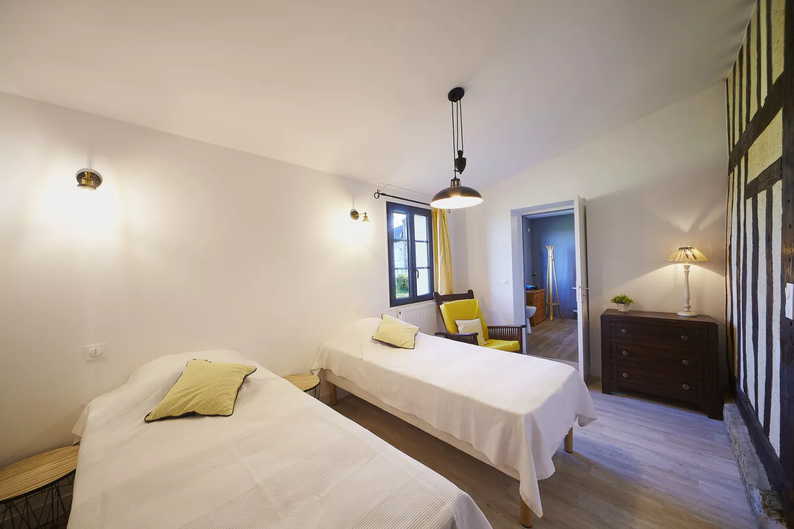 Chateau Bellevue-Bedroom