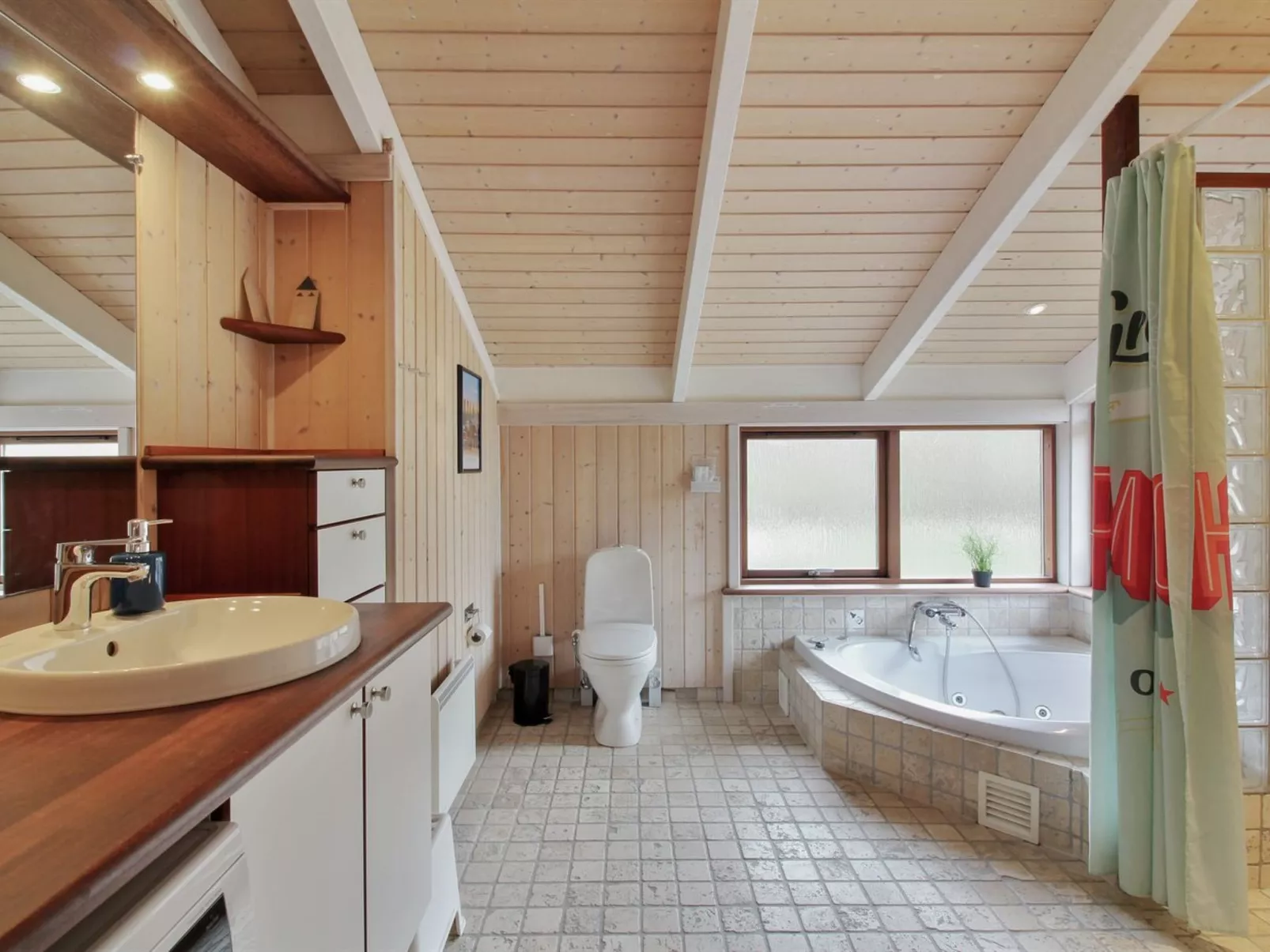 "Paulette" - 450m from the sea-Inside