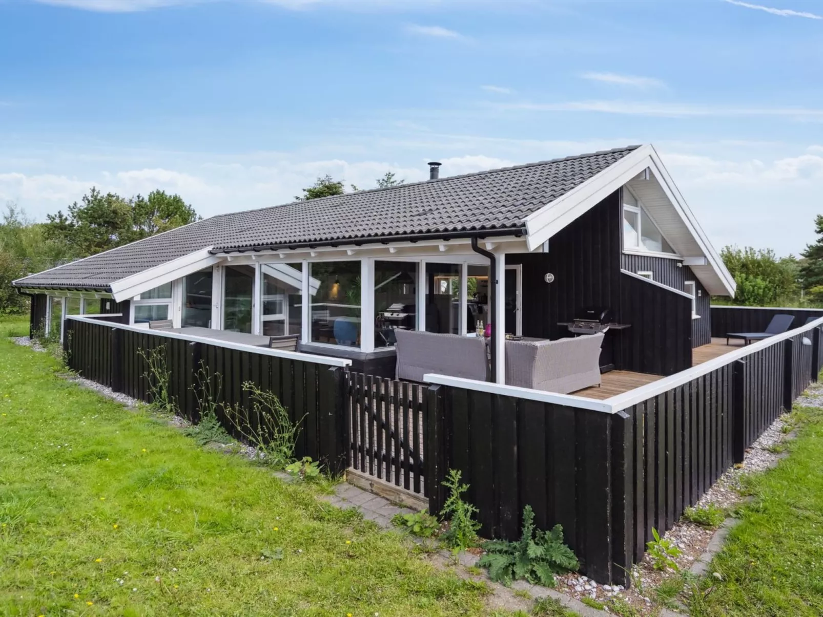 "Blondine" - 940m from the sea-Outside