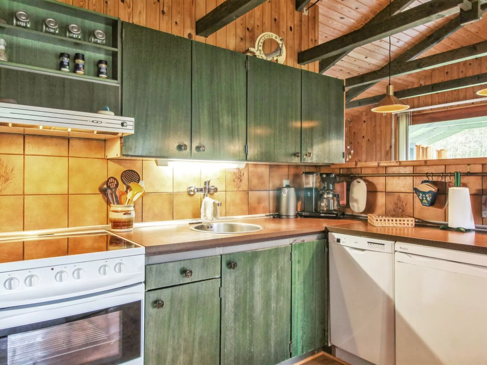 "Conradine" - 500m from the sea-Inside