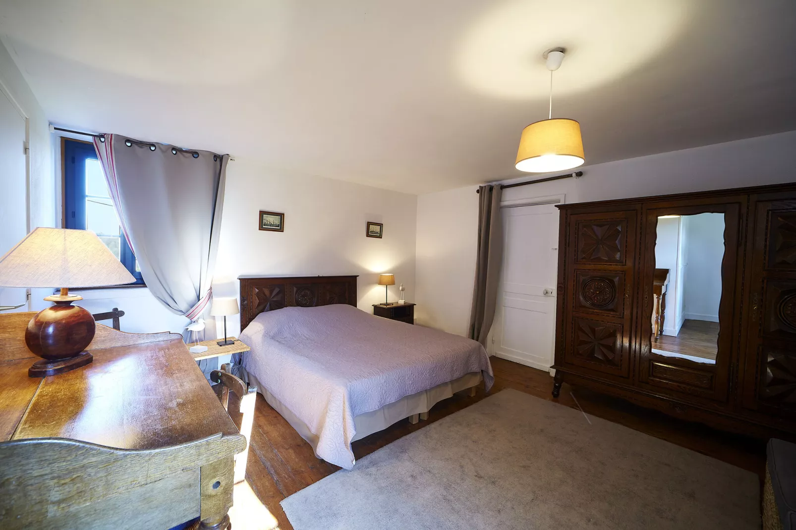 Chateau Bellevue-Bedroom