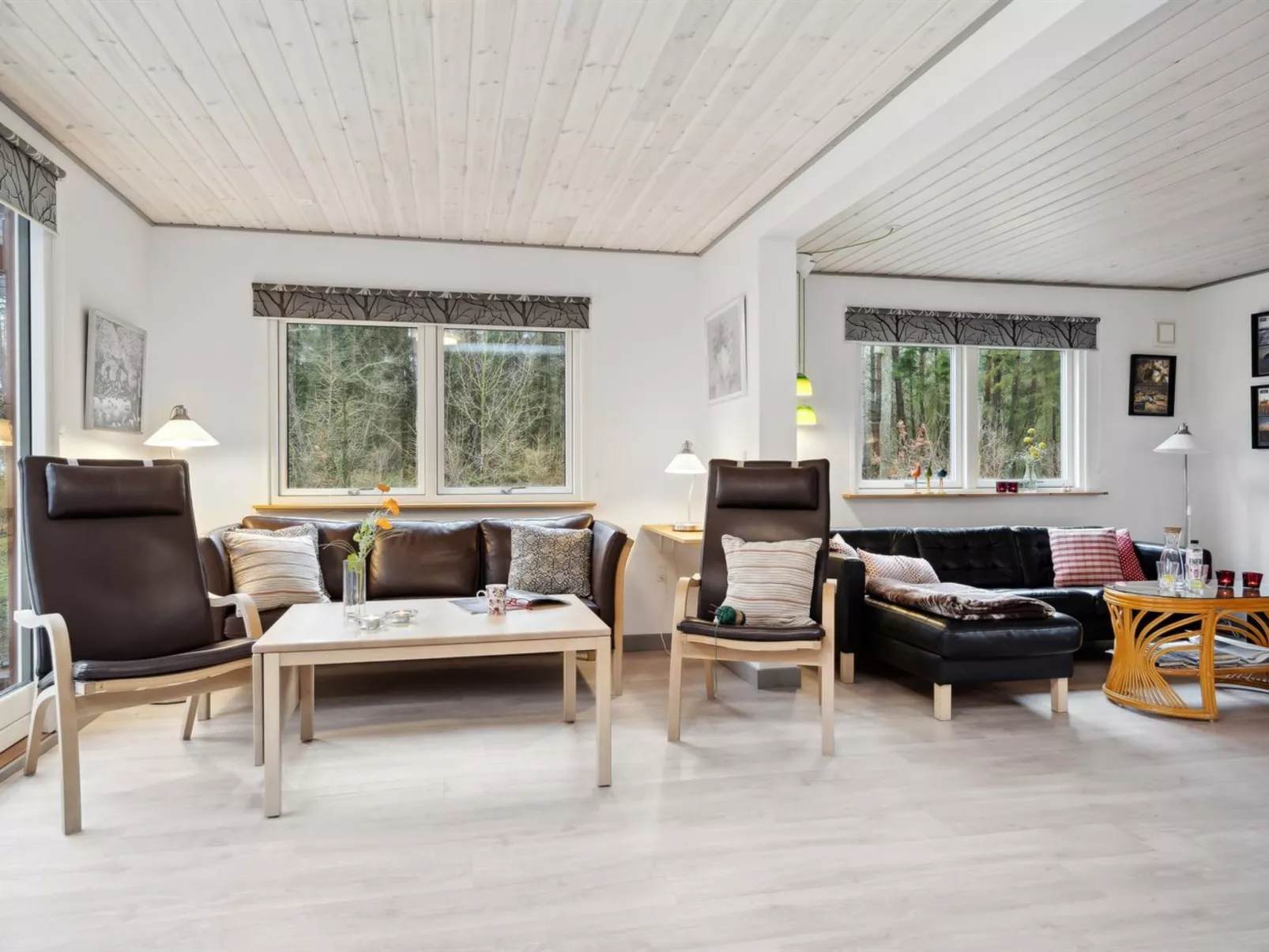 "Harthe" - 800m from the sea-Drinnen