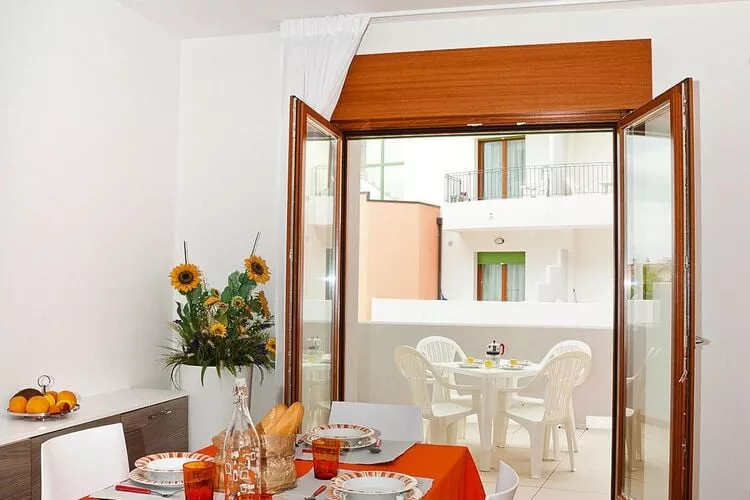 Holiday resort Galeria Gran Madó, Caorle-Bilocale Tipo B-Wohnzimmer
