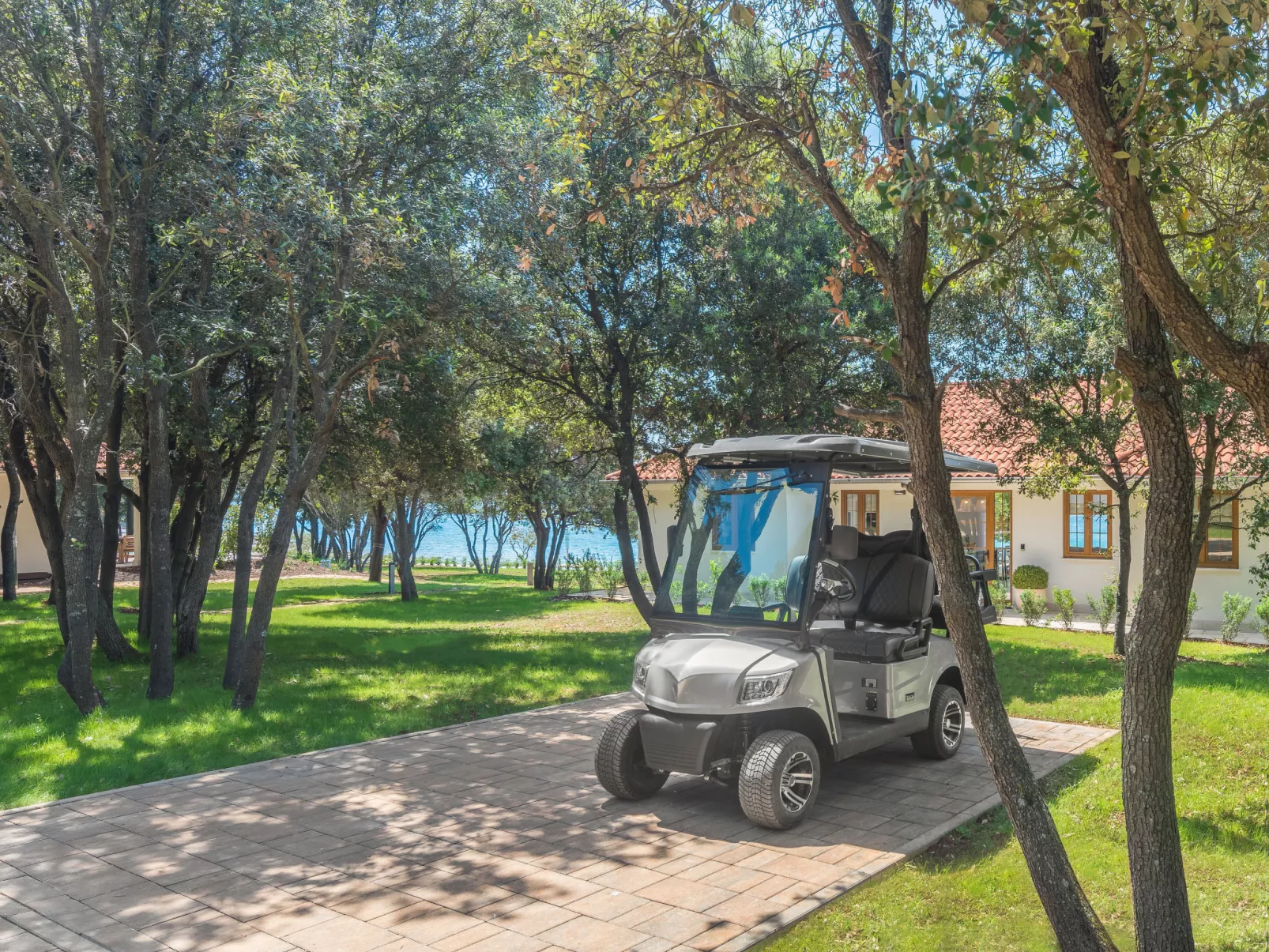 Luxury Beachfront Villa Porto Bus-Outside