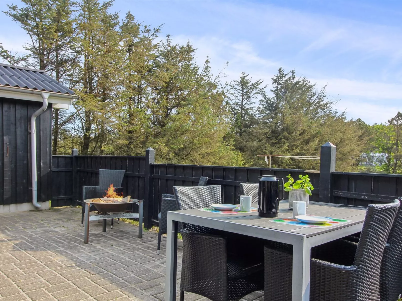 "Aike" - 400m from the sea-Draußen