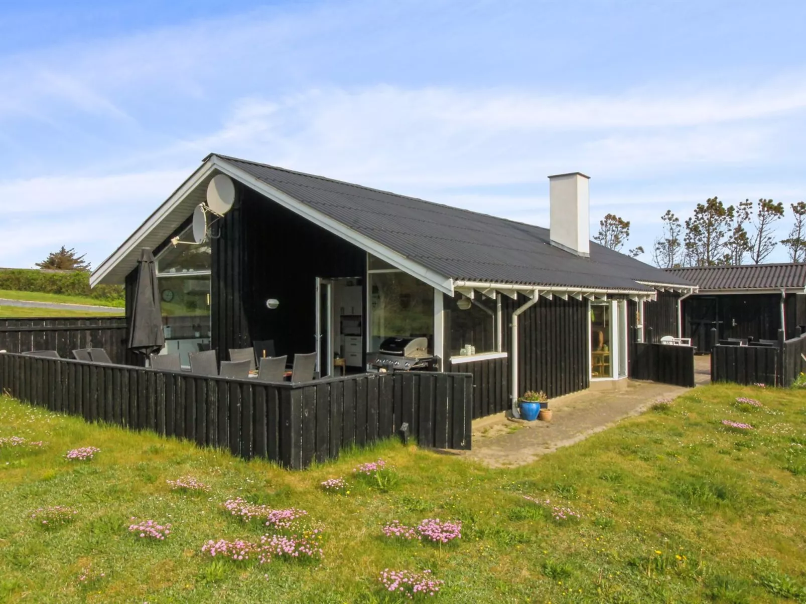 "Aike" - 400m from the sea-Draußen