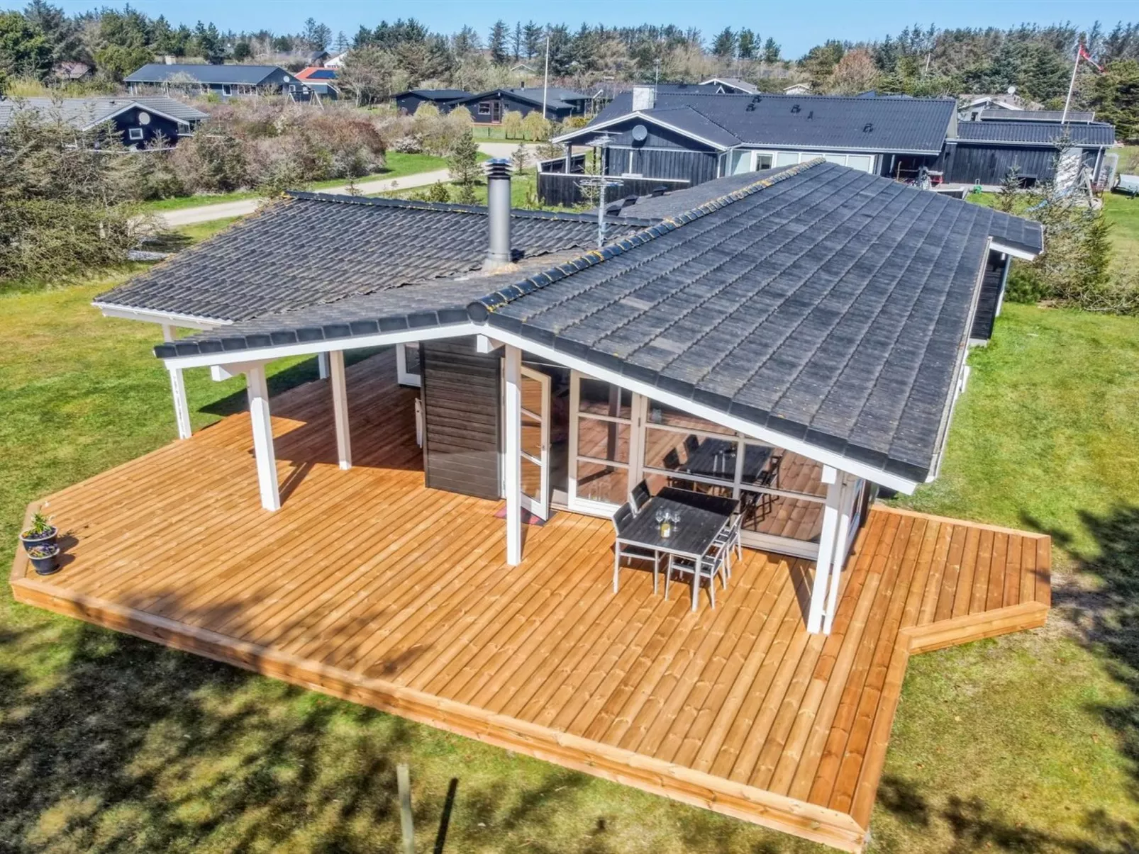 "Troels" - 750m from the sea-Outside