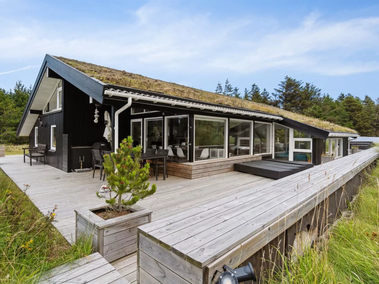 "Nilson" - 1.4km from the sea-Outside