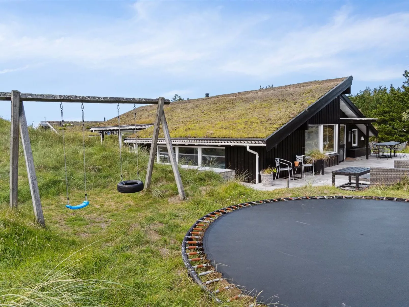 "Nilson" - 1.4km from the sea-Outside