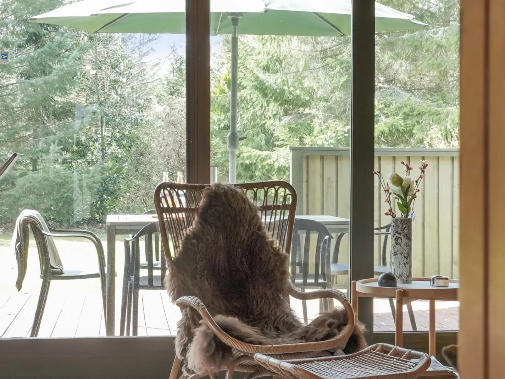 "Winter" - 500m from the sea-Inside