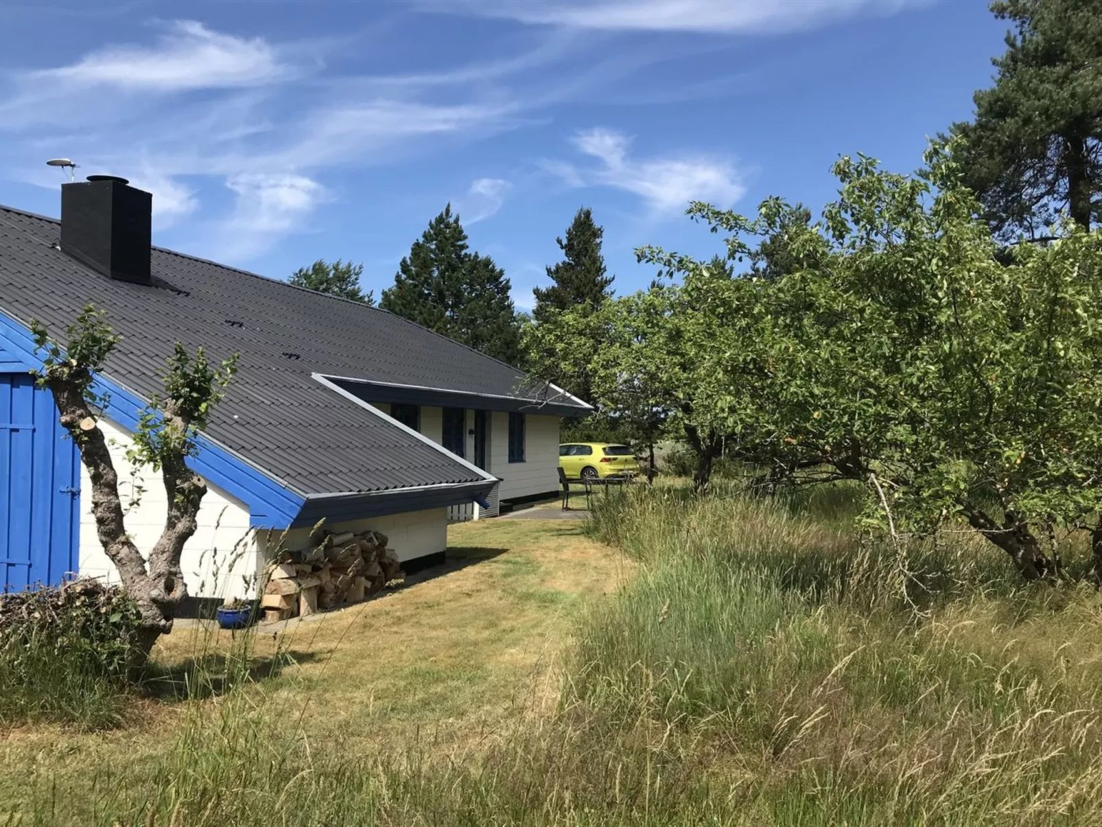 "Ema" - 5km from the sea-Outside